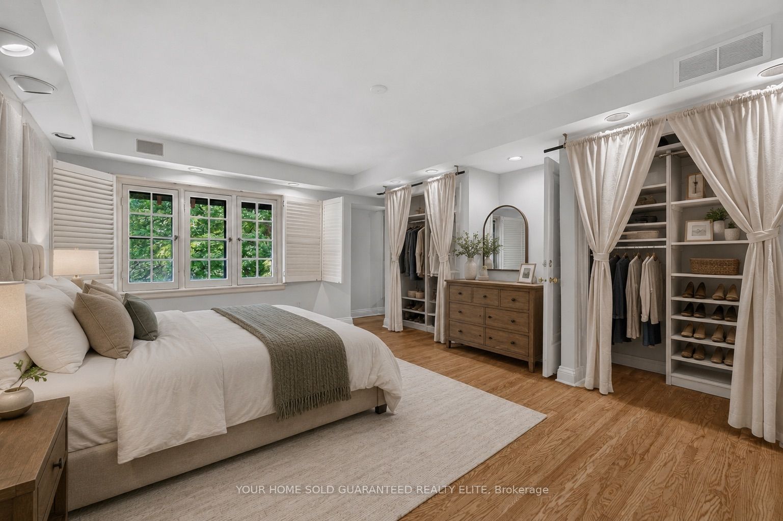 4 Forsyth Avenue N Property Photo 7
