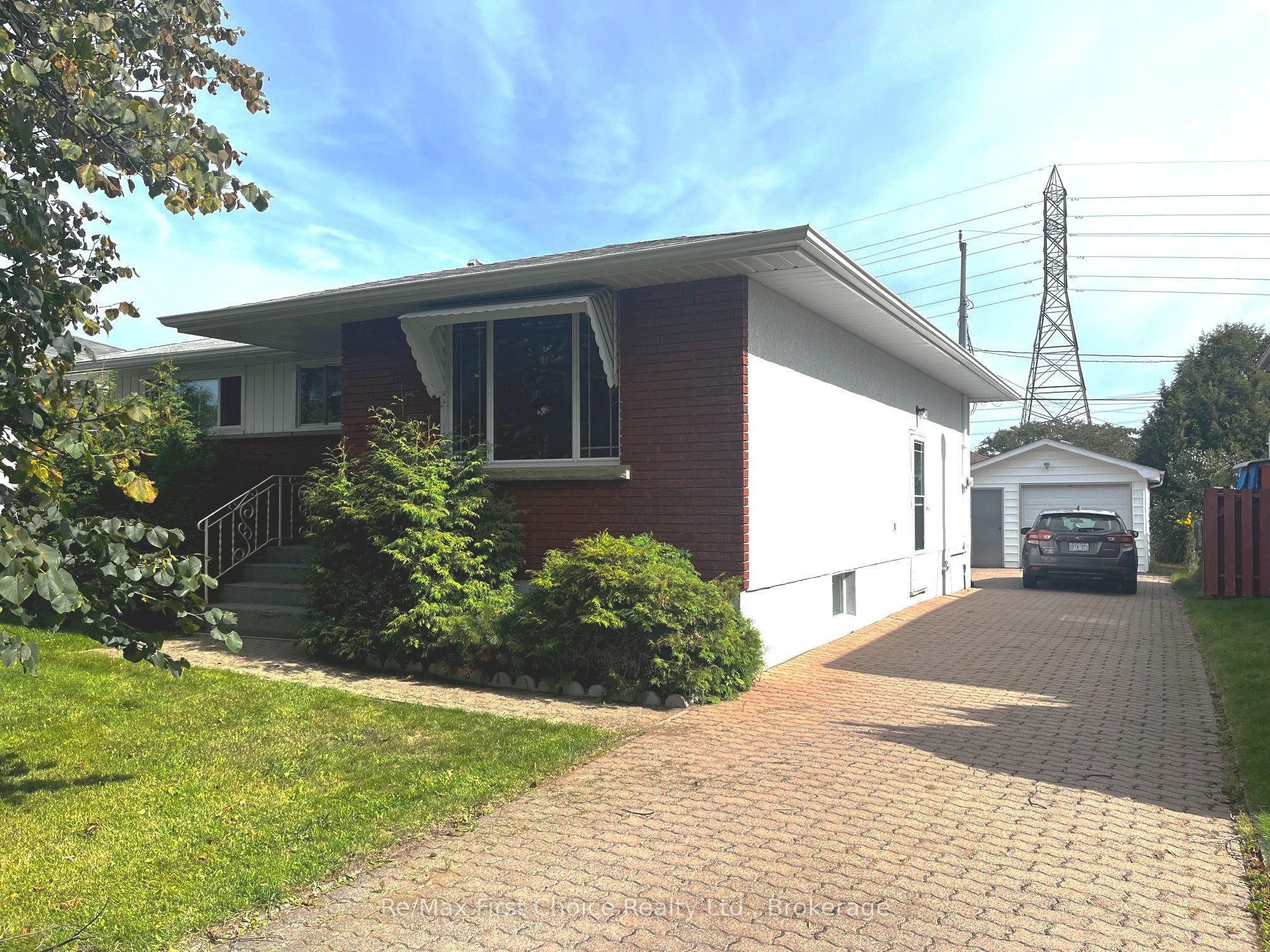 418 Westview Place Property Photo 1