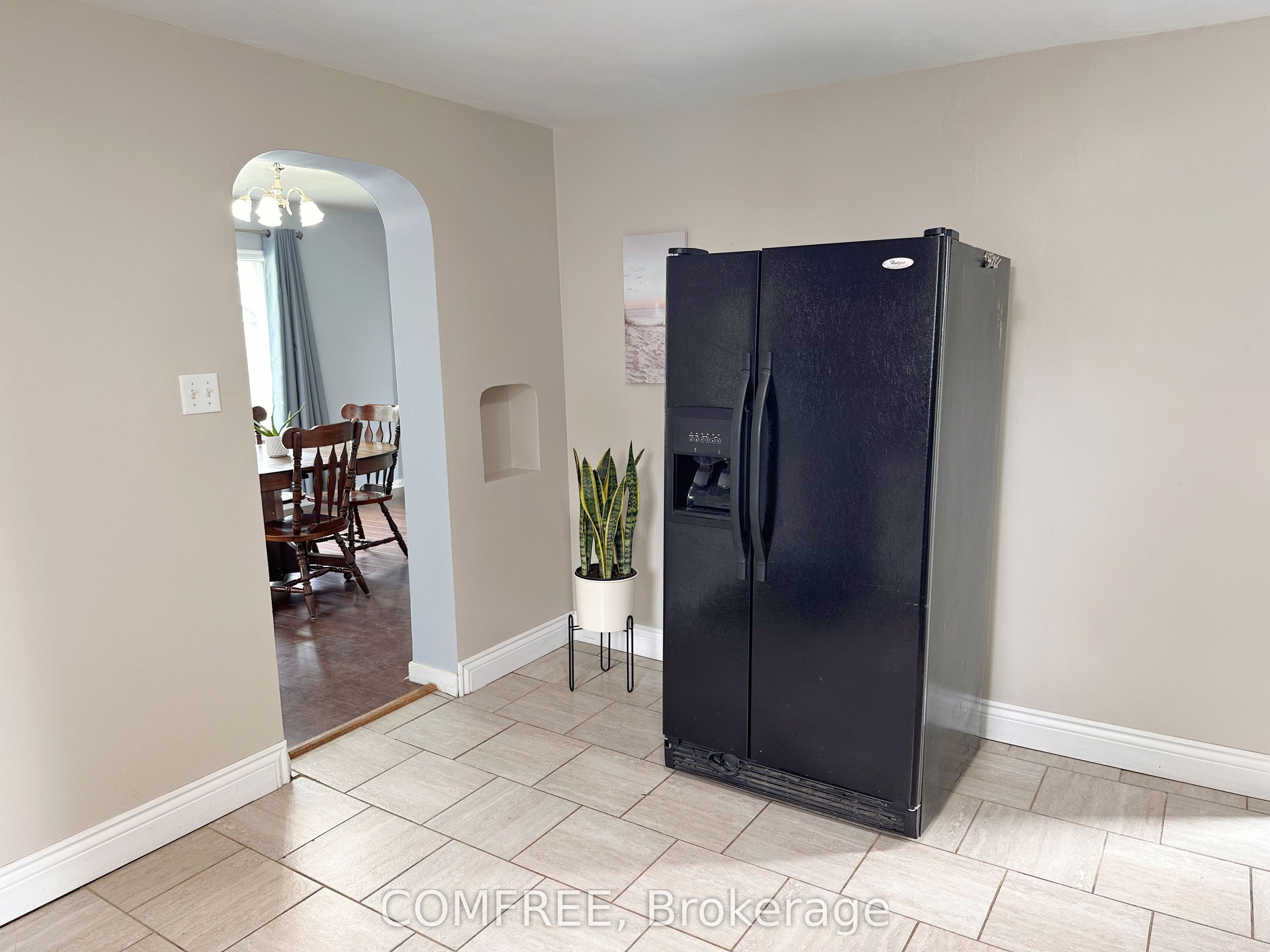 1657 Elgin Street Property Photo 16