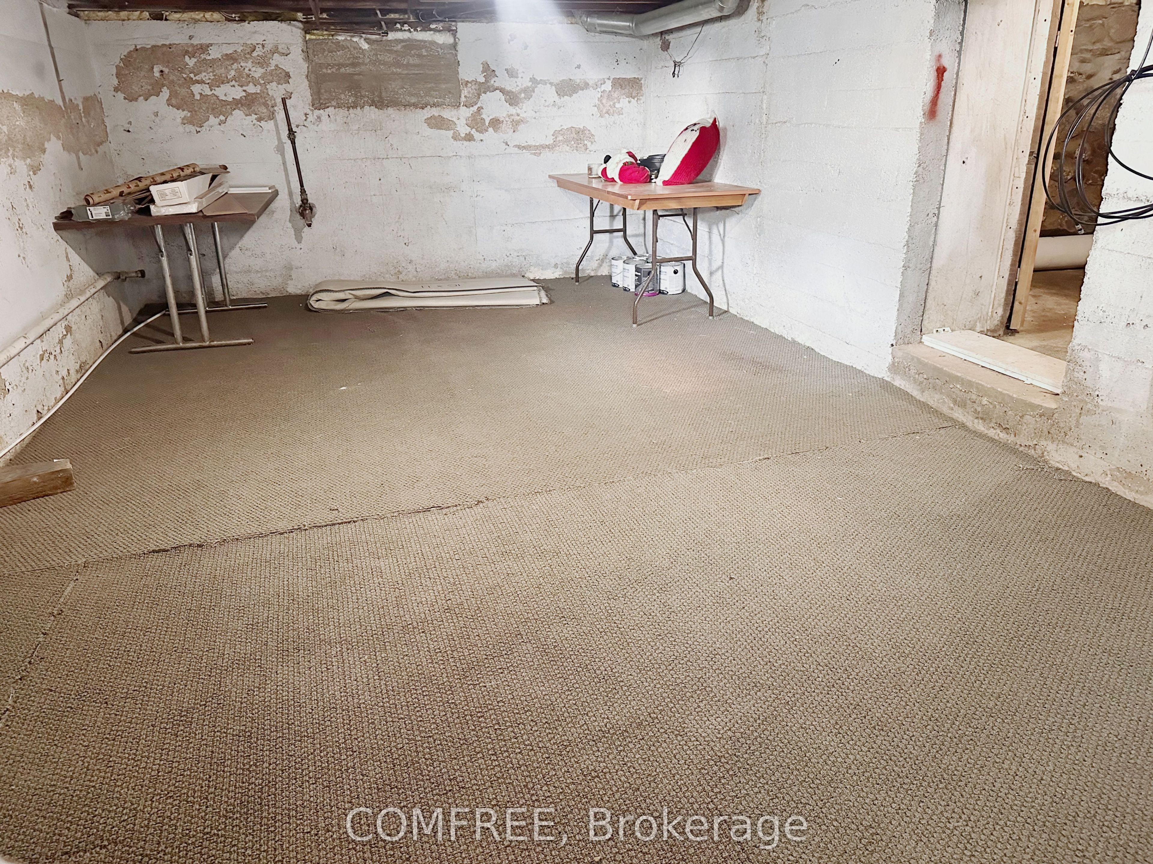 1657 Elgin Street Property Photo 23