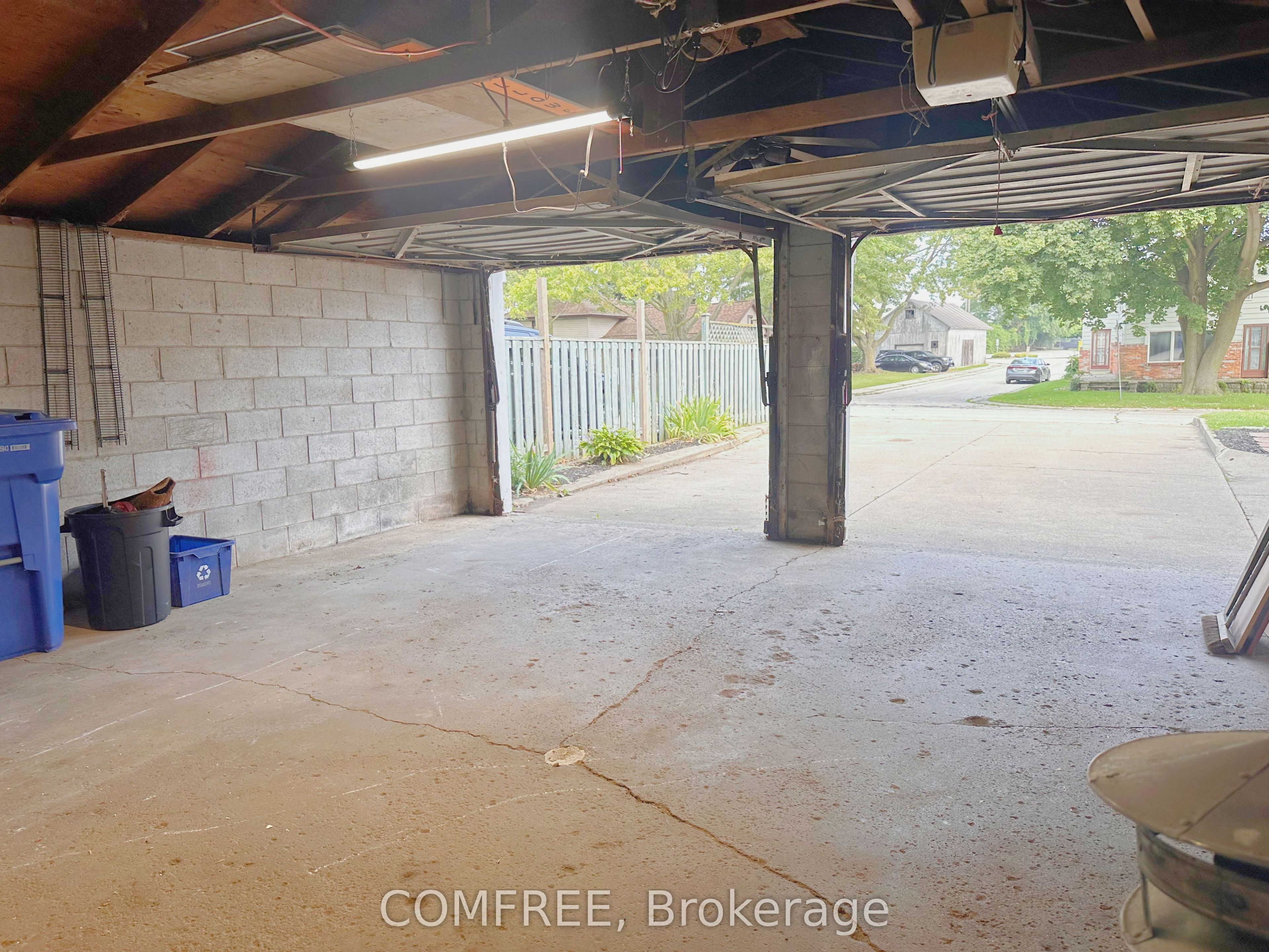 1657 Elgin Street Property Photo 27