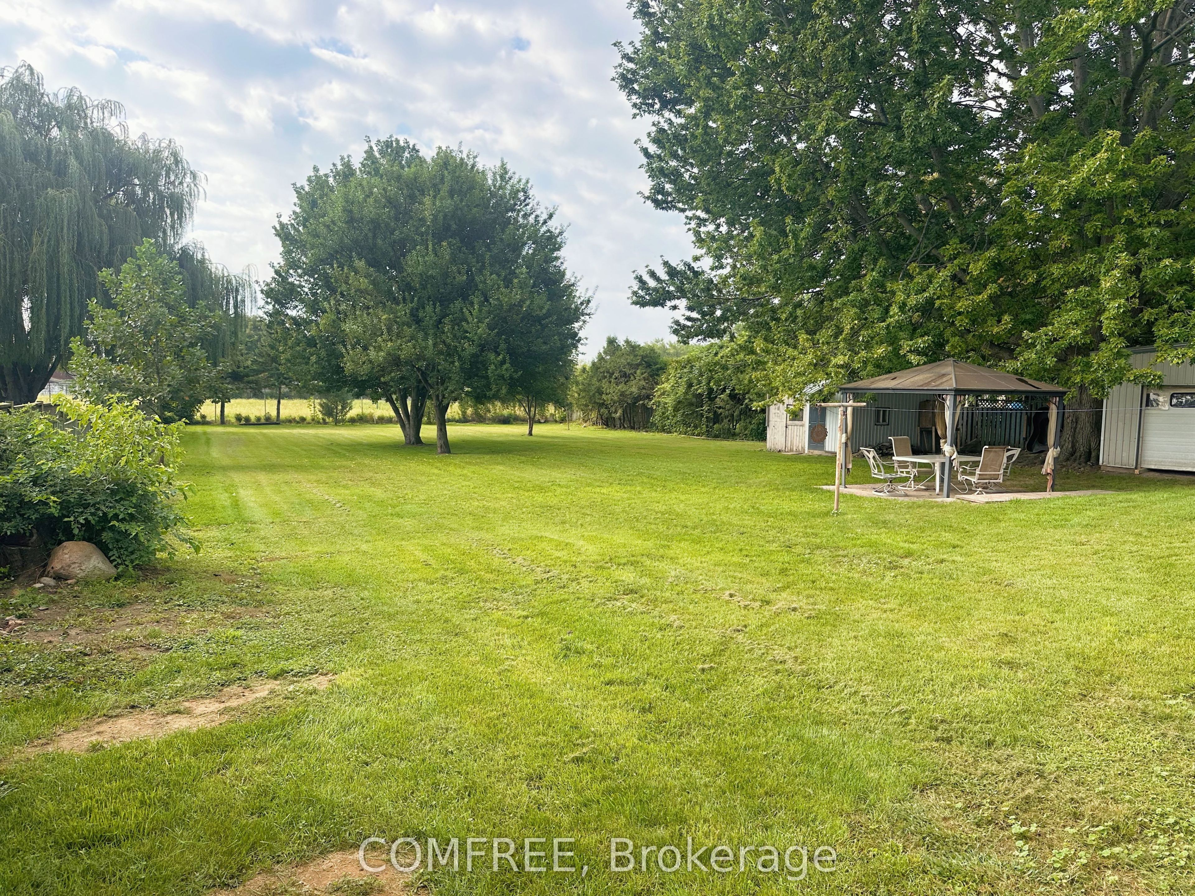 1657 Elgin Street Property Photo 31