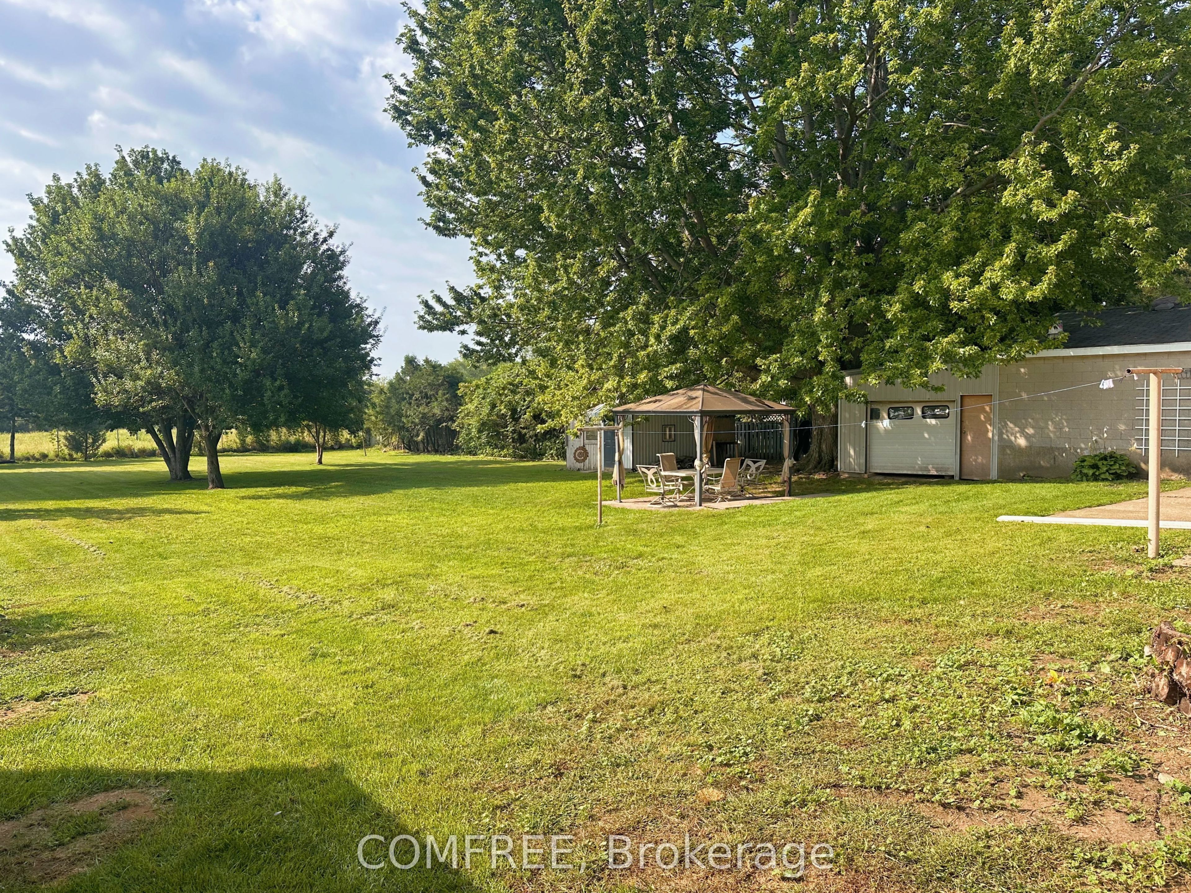 1657 Elgin Street Property Photo 32
