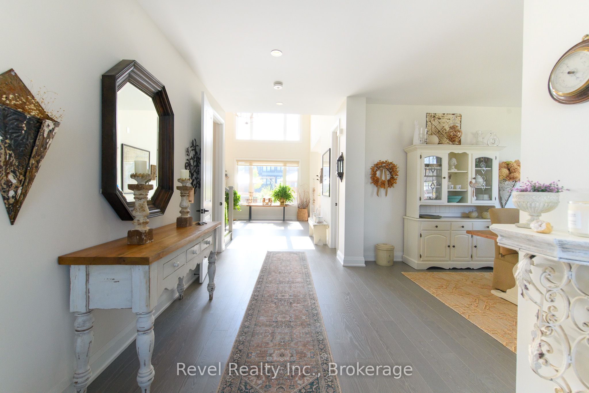 101 Reed Way Property Photo 7