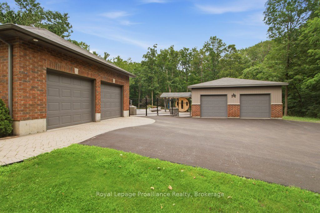 52 Oak Ridge Drive Property Photo 32