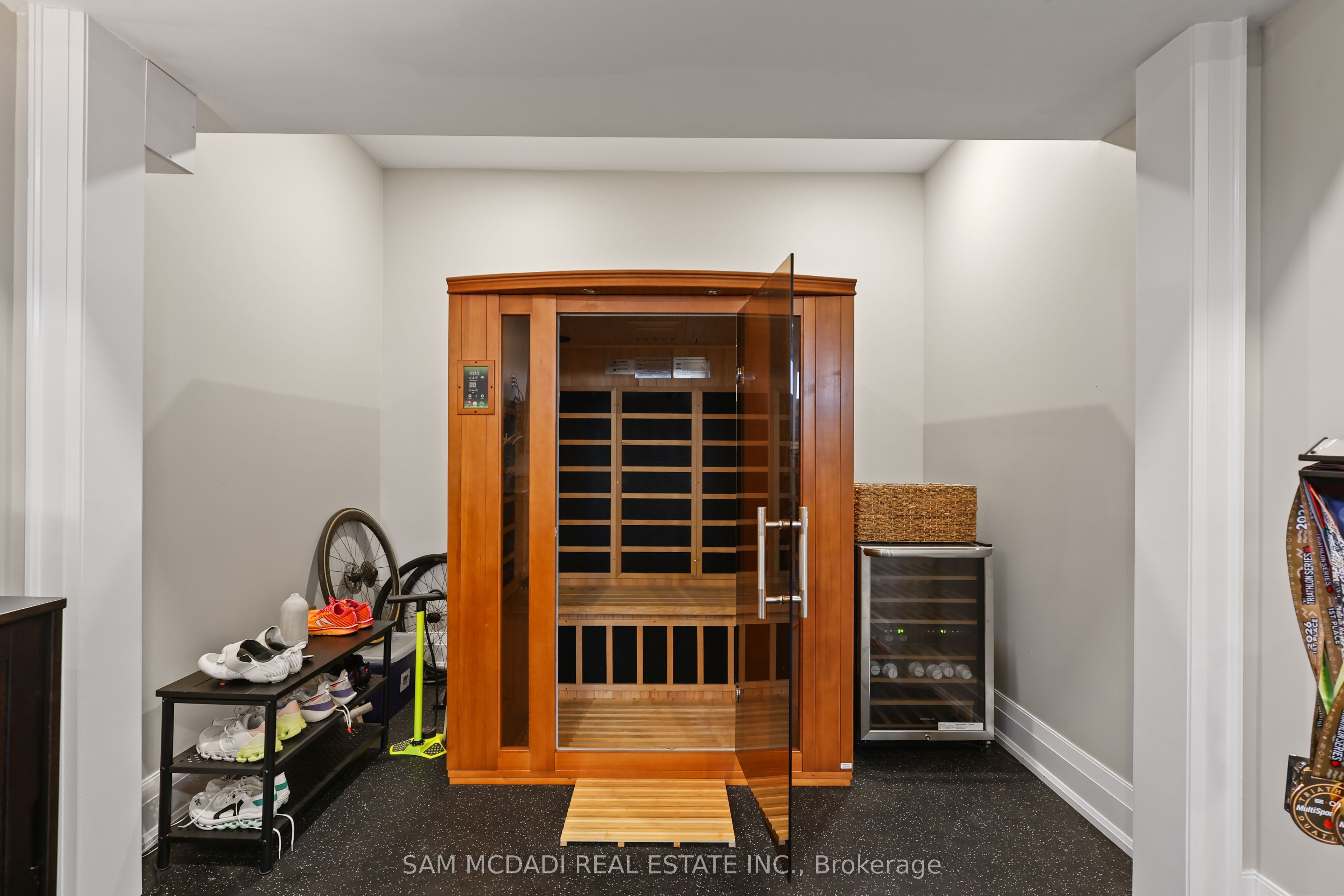 5020 First Line Property Photo 33