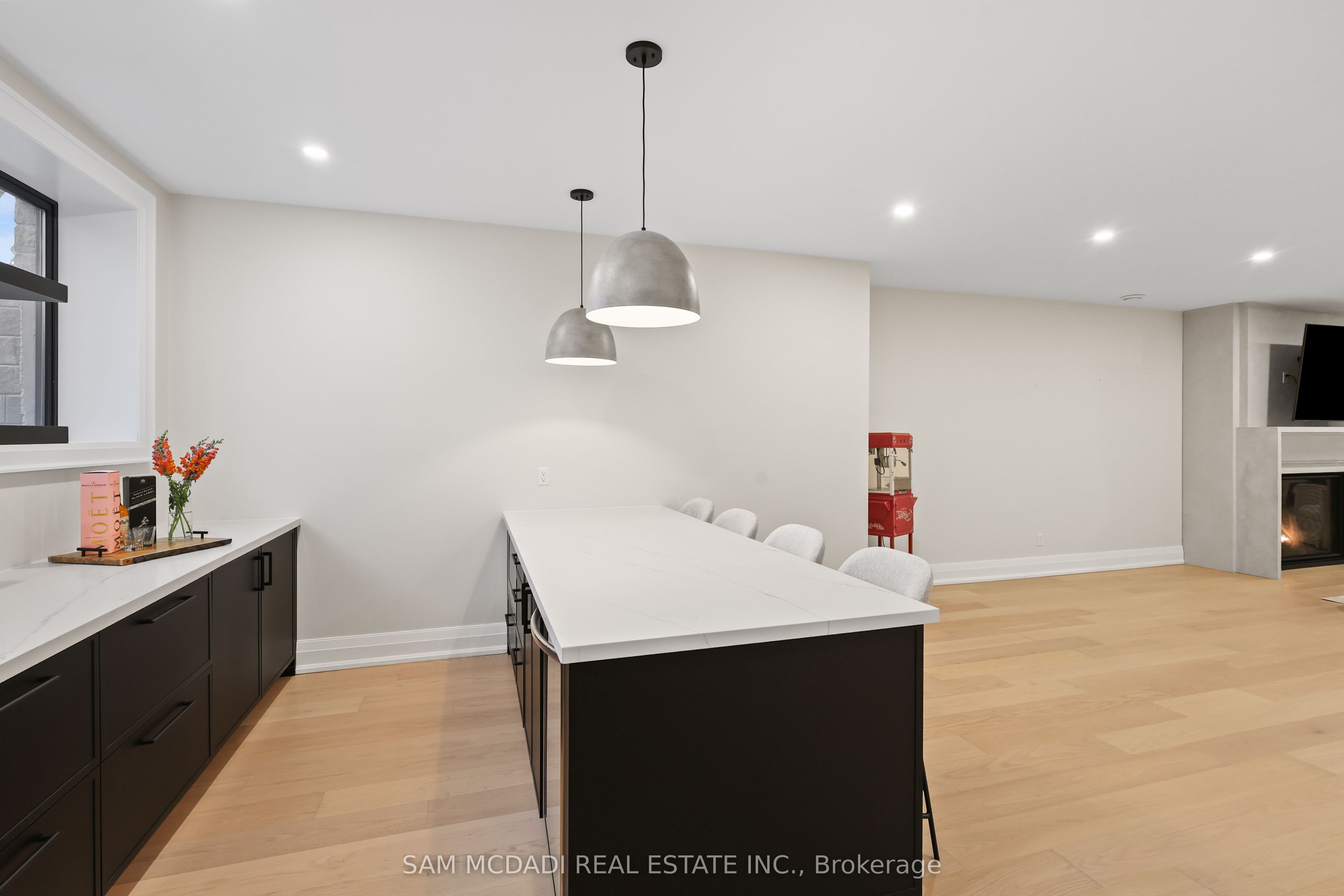 5020 First Line Property Photo 36