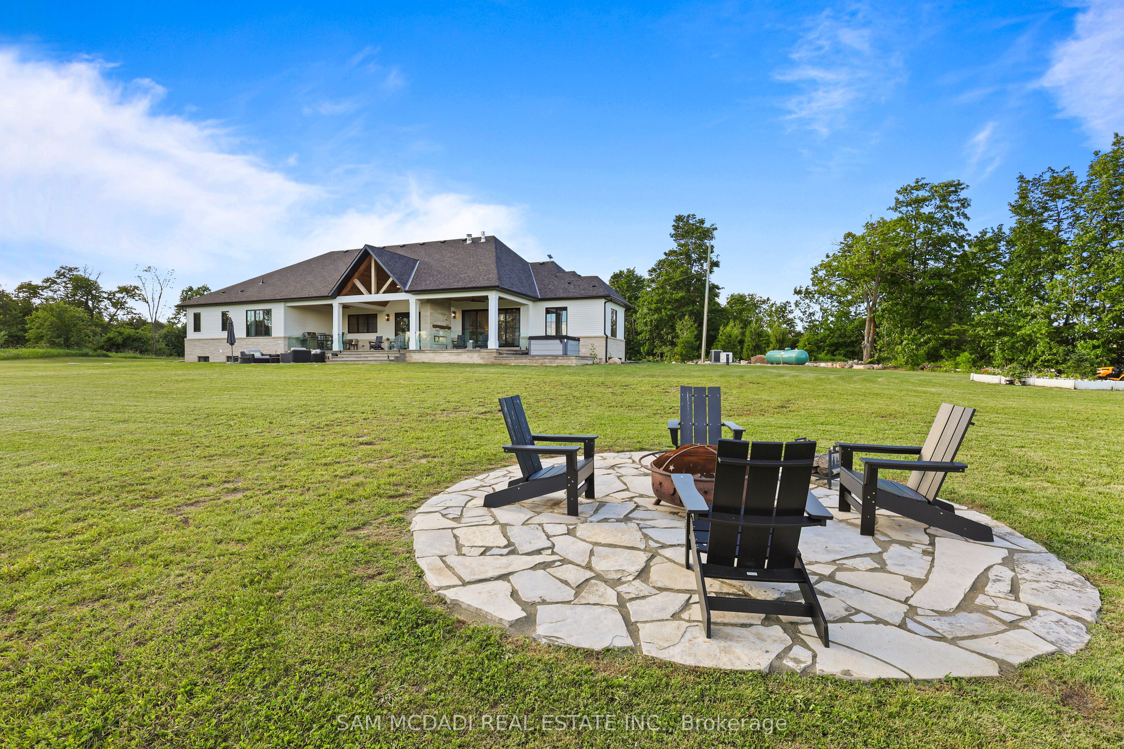 5020 First Line Property Photo 47
