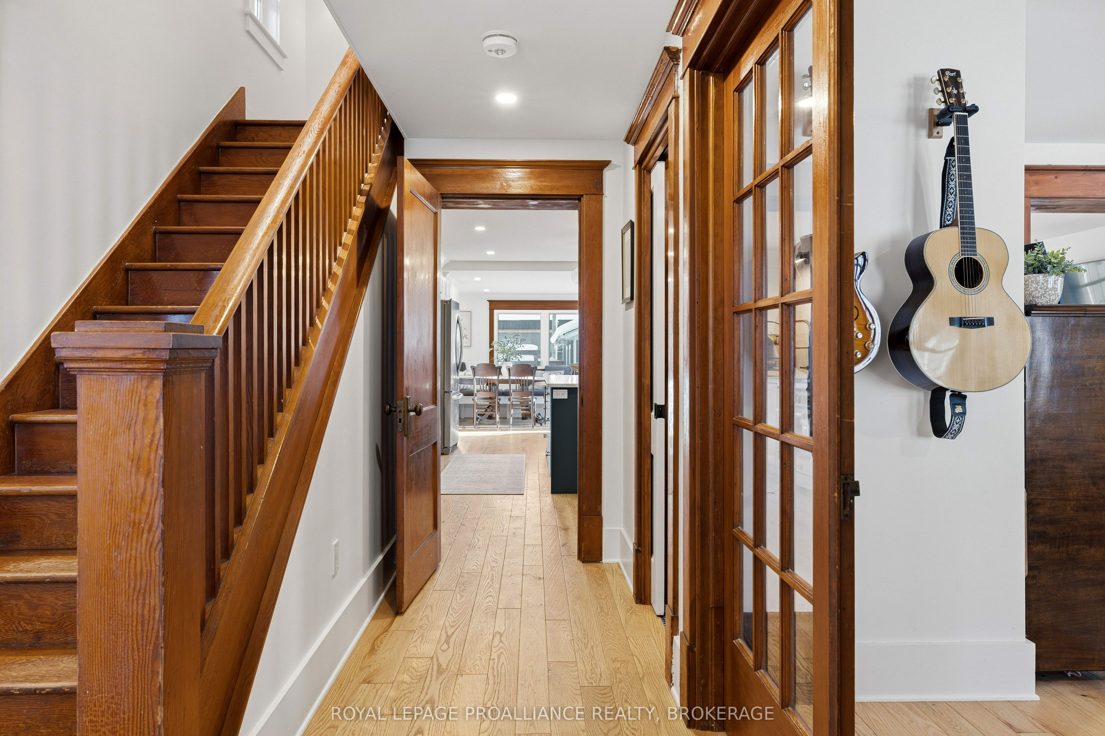 125 Pine Street Property Photo 6