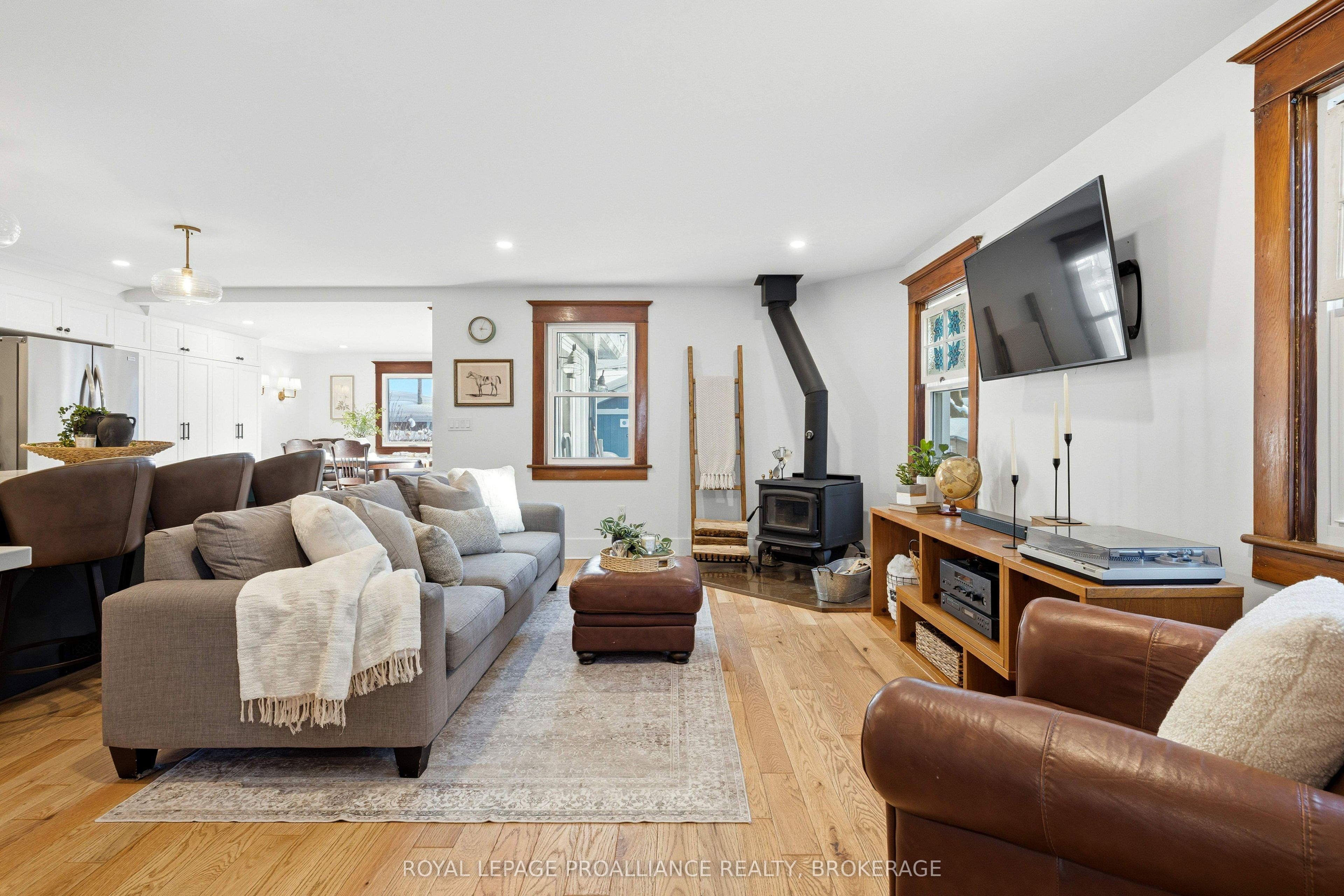 125 Pine Street Property Photo 13