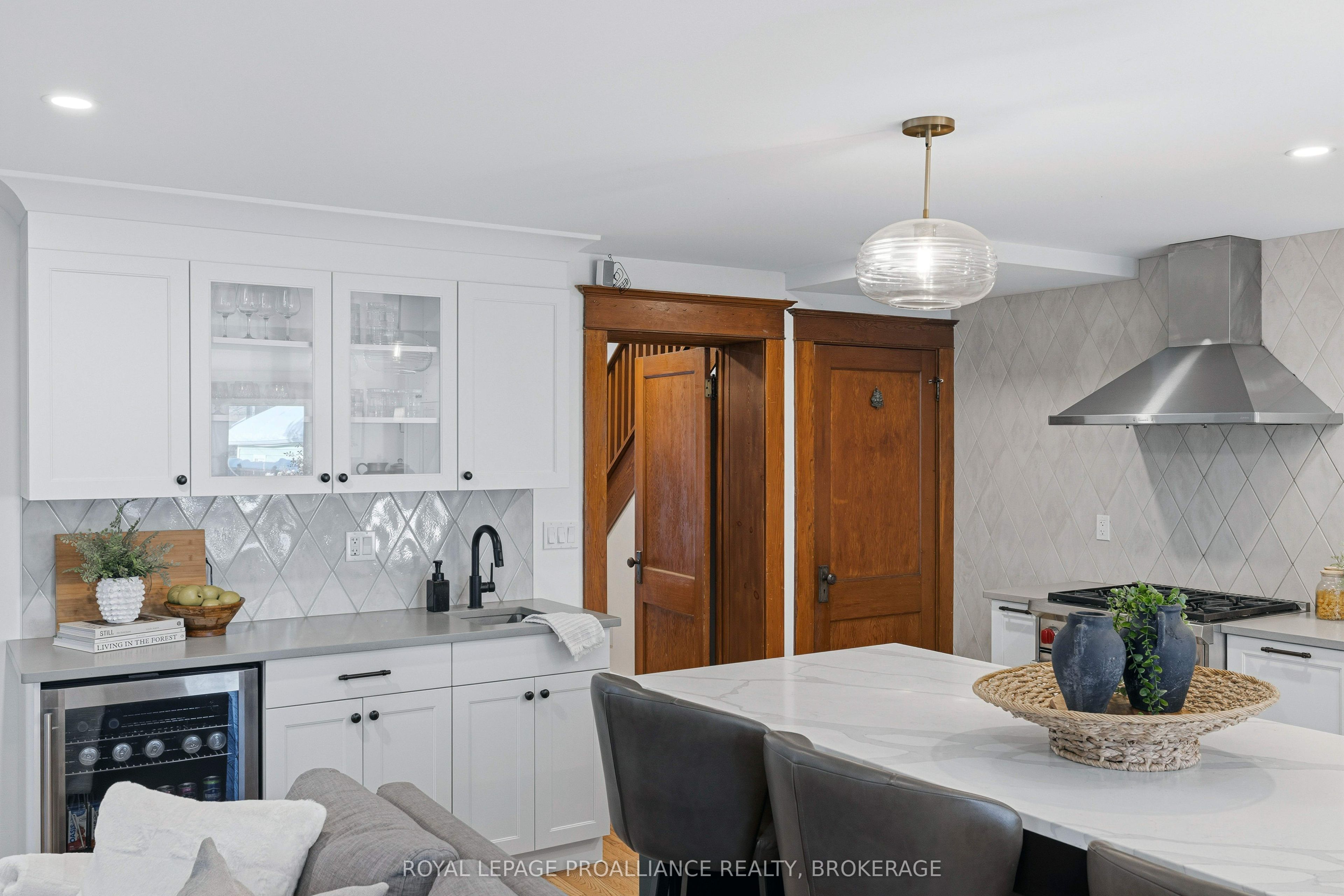125 Pine Street Property Photo 19