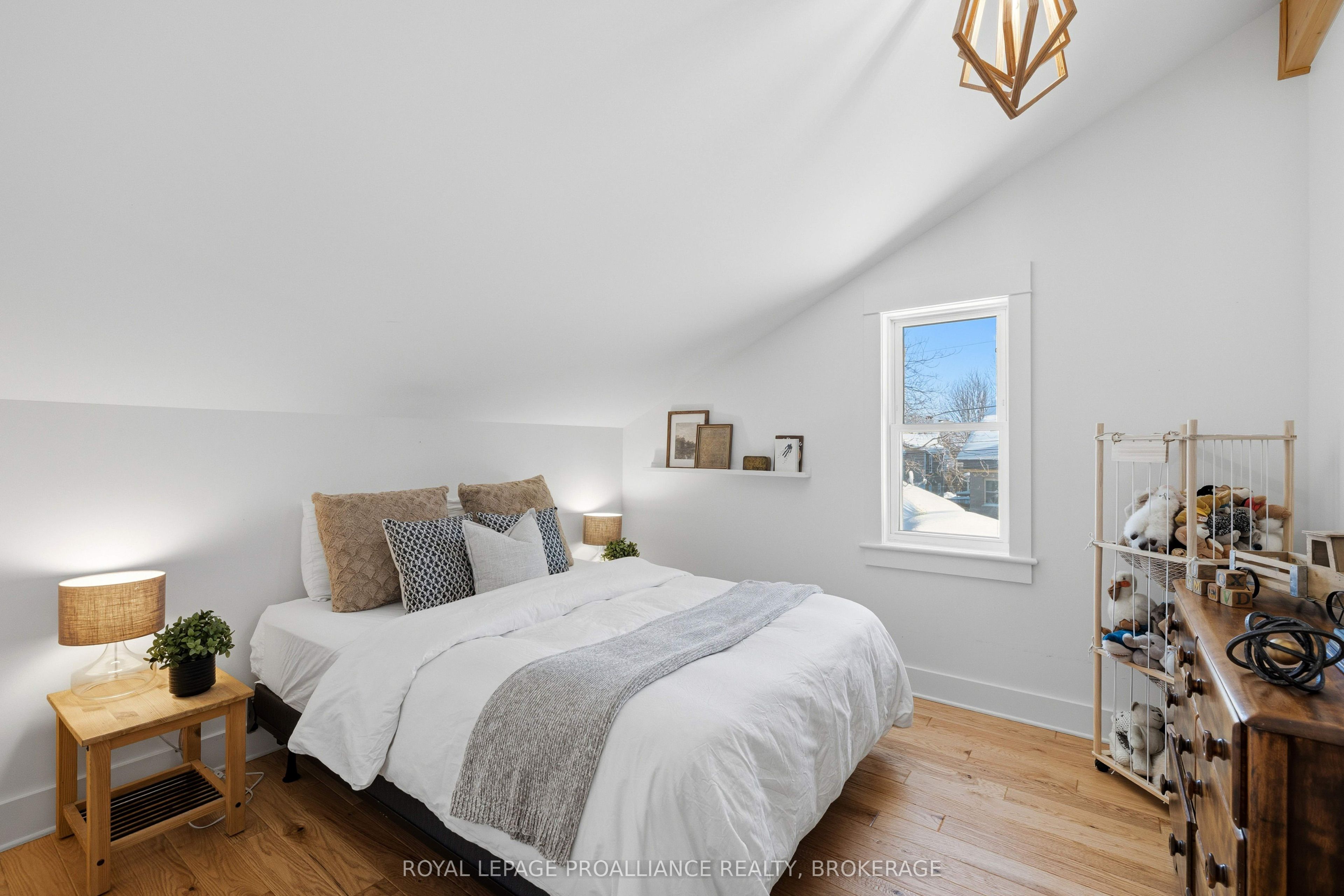 125 Pine Street Property Photo 29