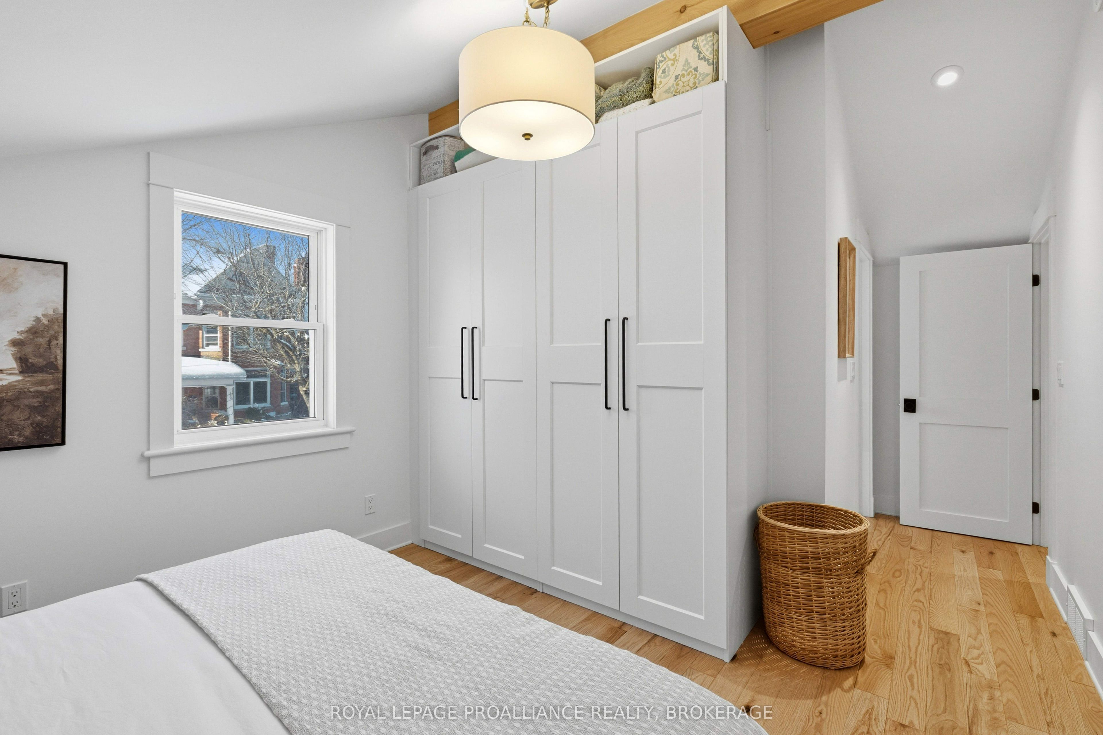 125 Pine Street Property Photo 33