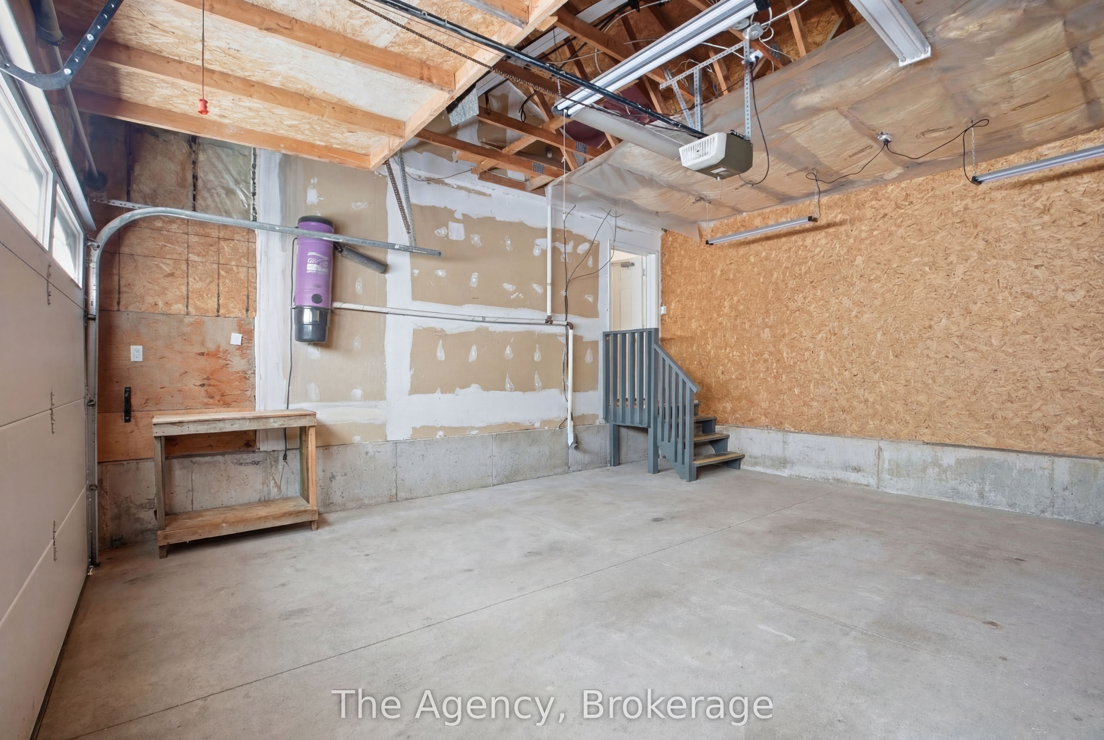 110 Leeson Street S Property Photo 21