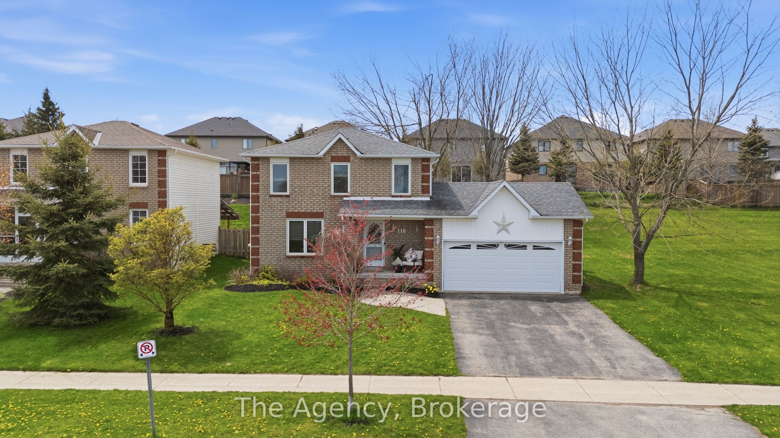 110 Leeson Street S Property Photo 35