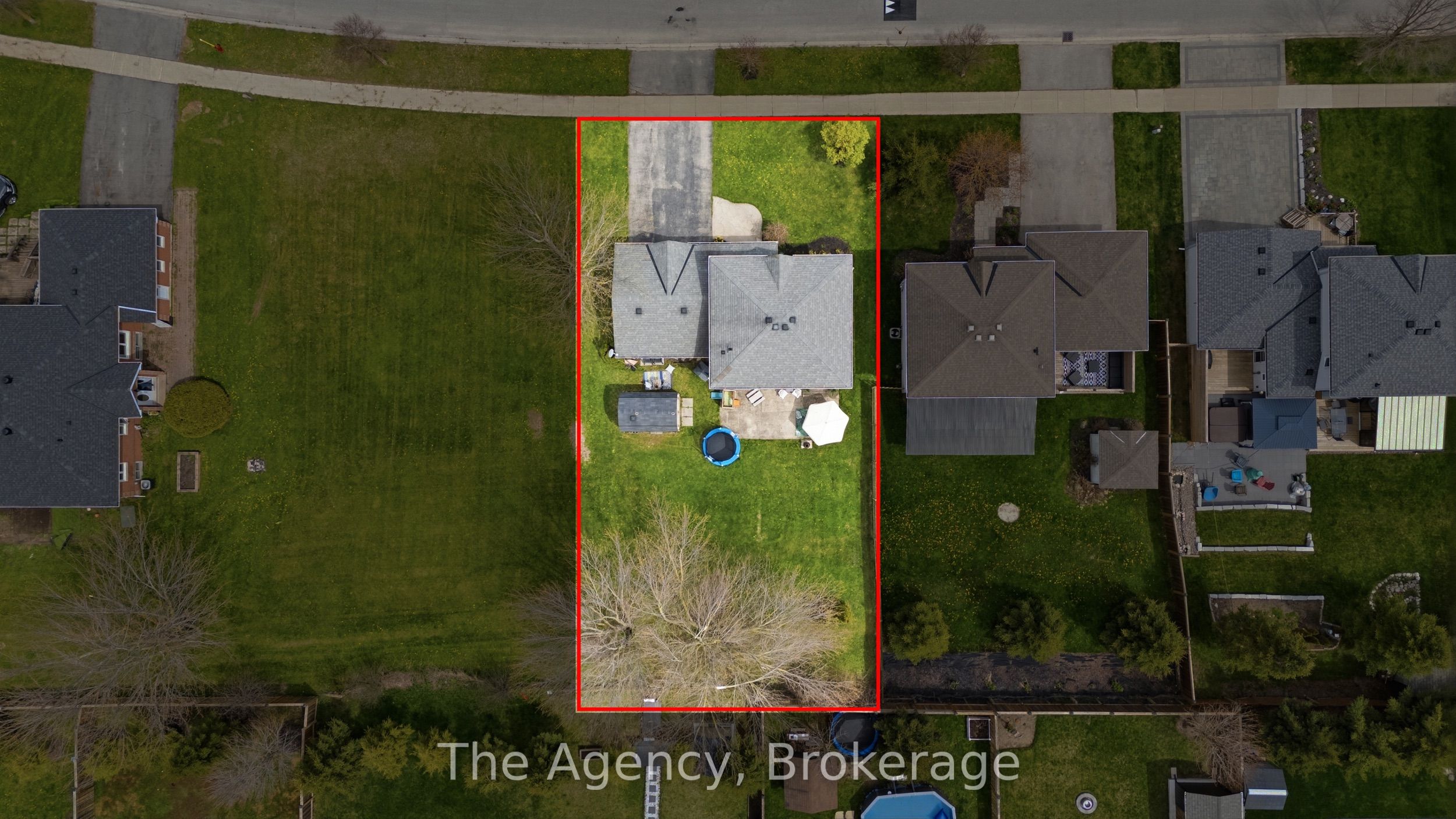 110 Leeson Street S Property Photo 41