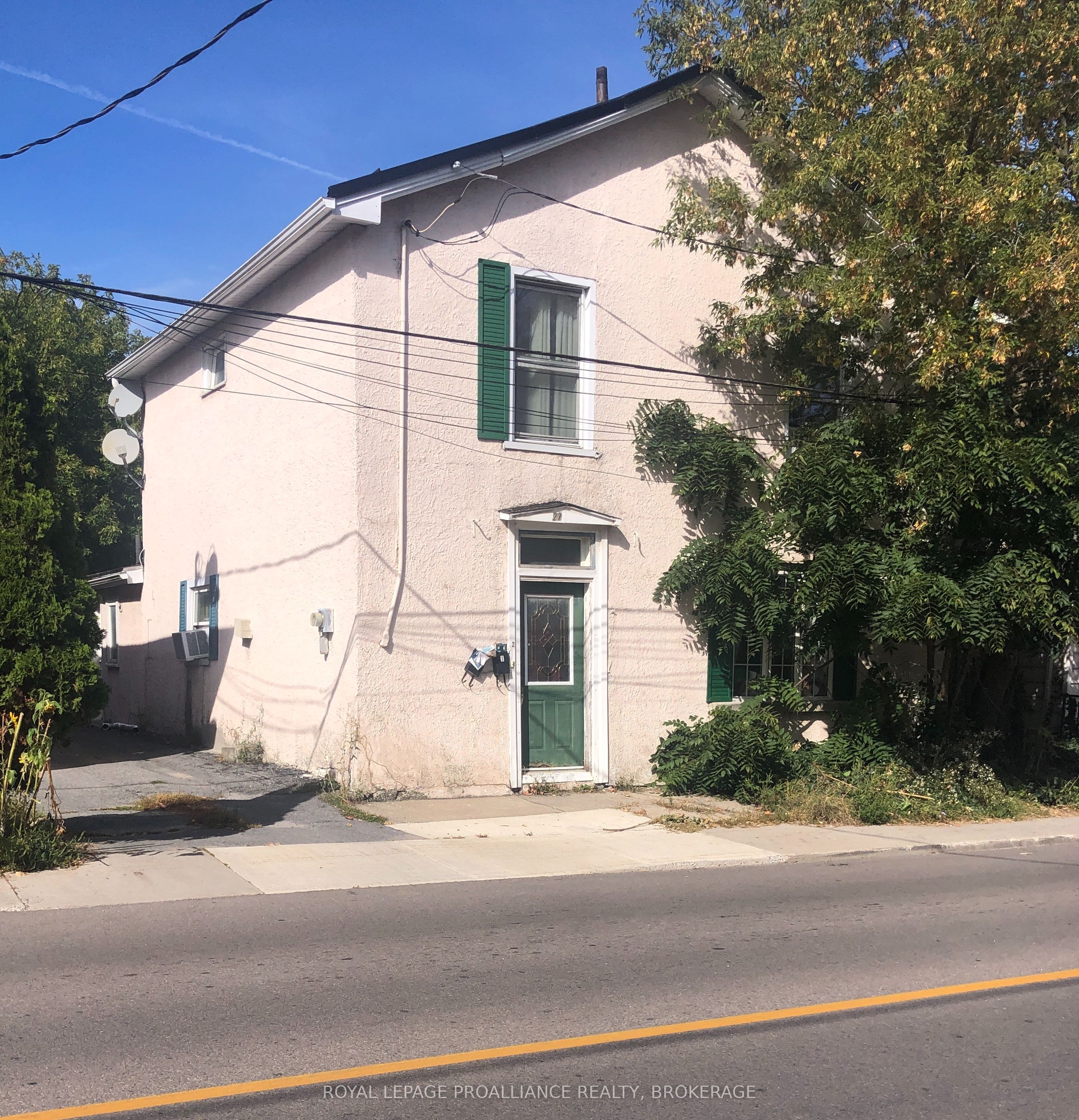 27 Stephen Street