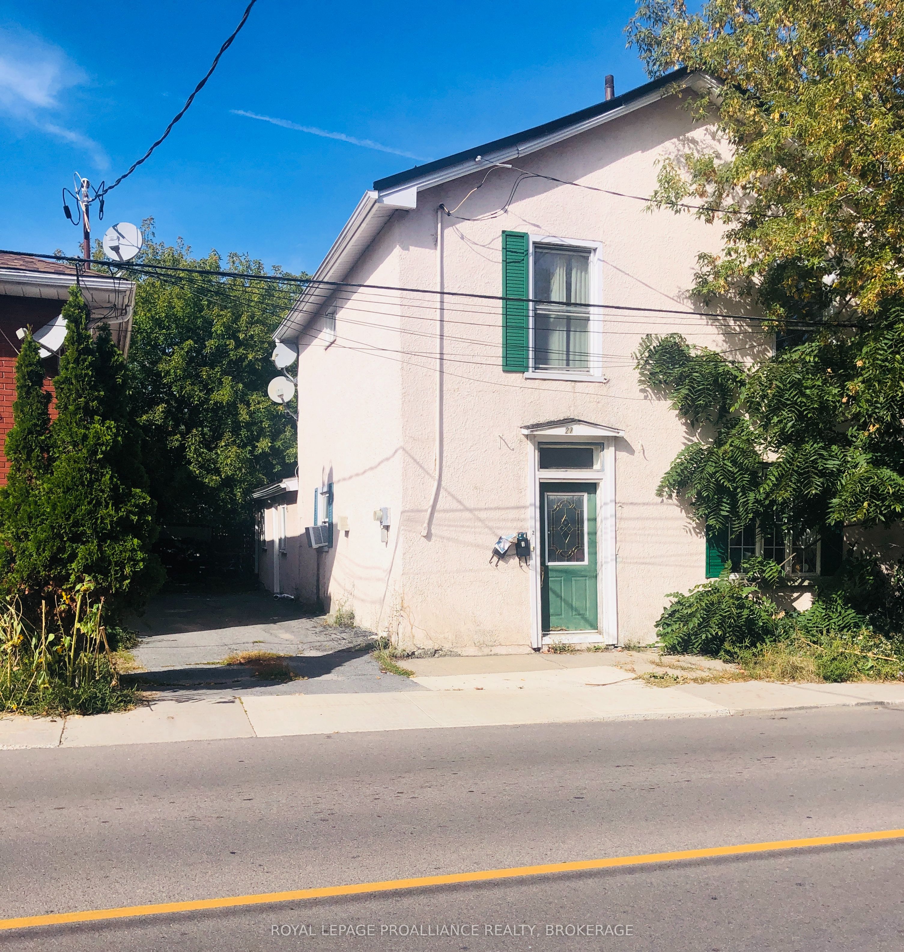 27 Stephen Street Property Photo 2
