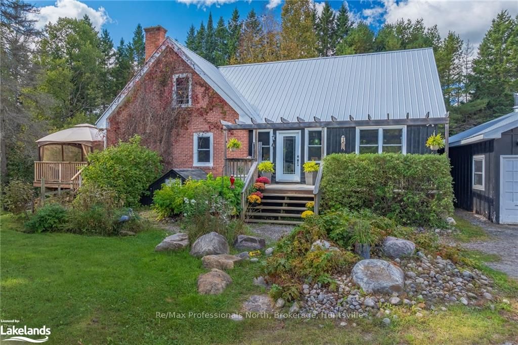 204 Bowyer Road Property Photo 1