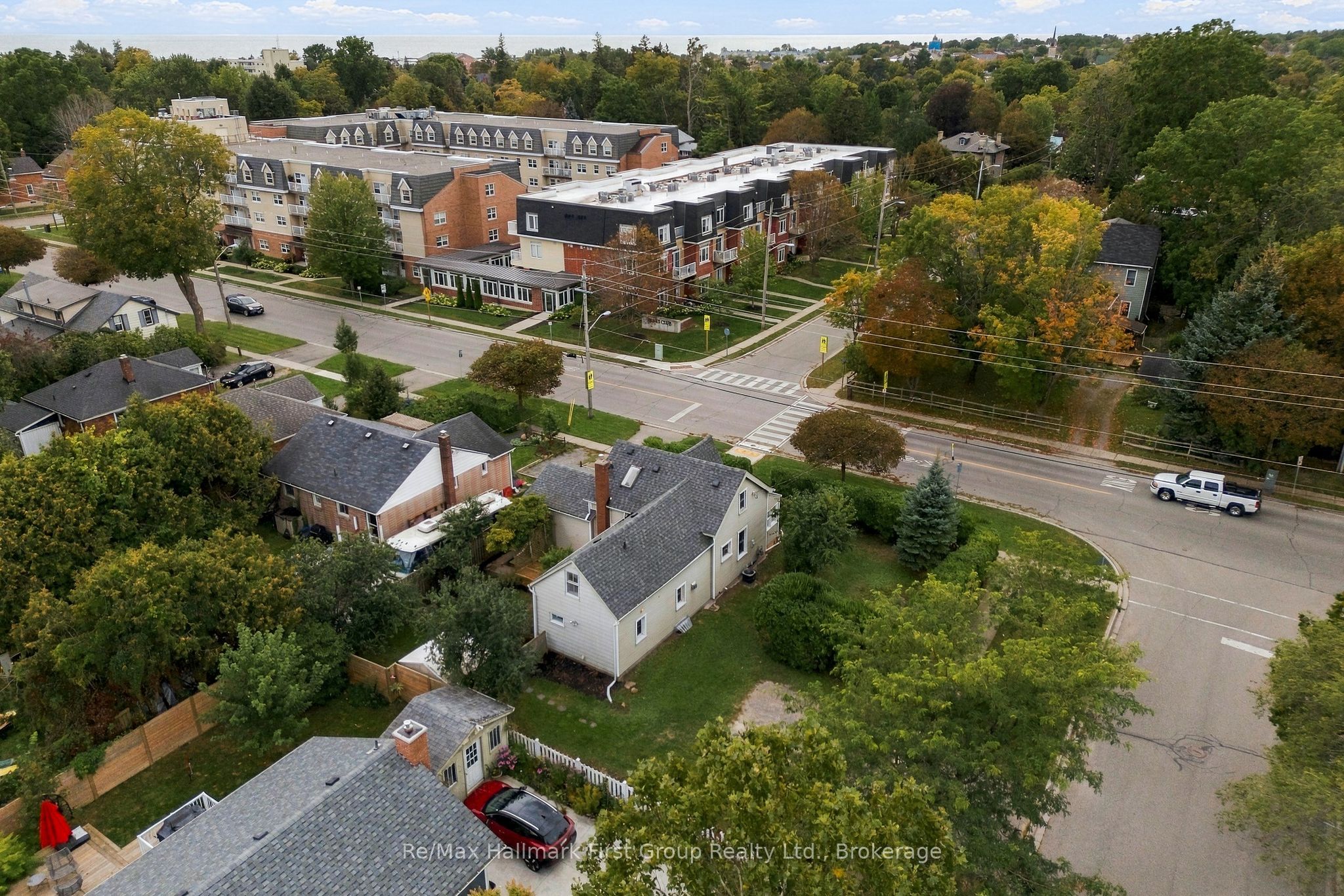 344 D'arcy Street Property Photo 2