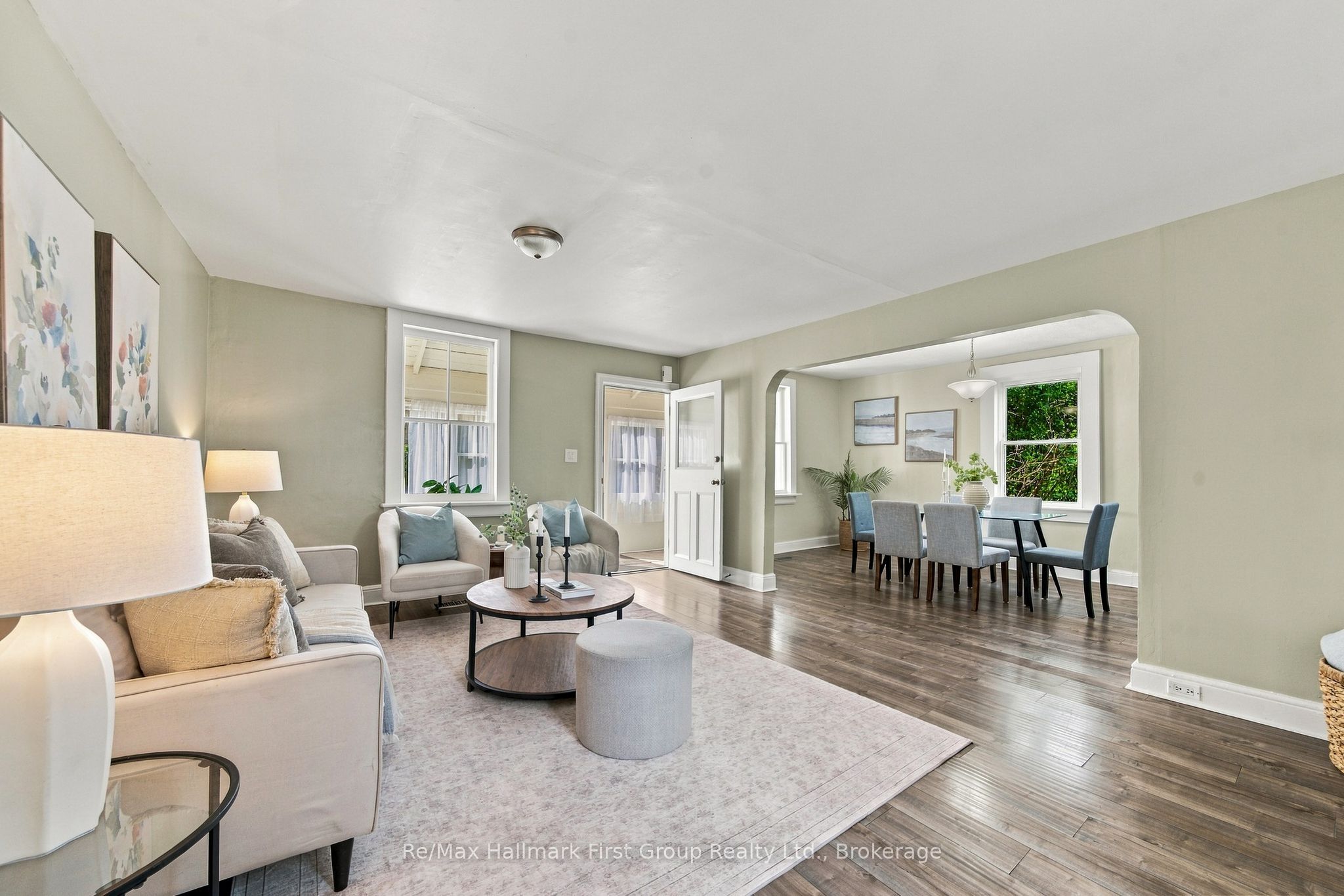 344 D'arcy Street Property Photo 8