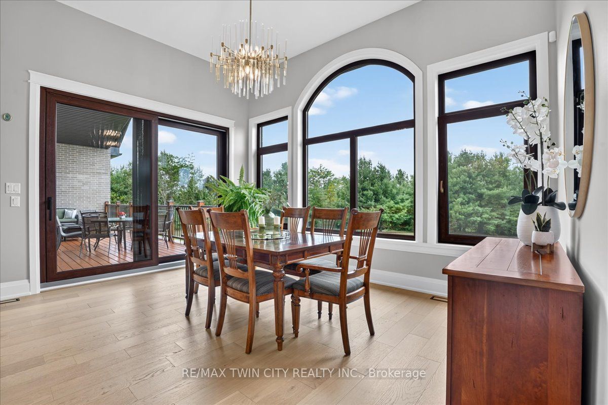 670 Bishopsgate Road 8 Property Photo 24