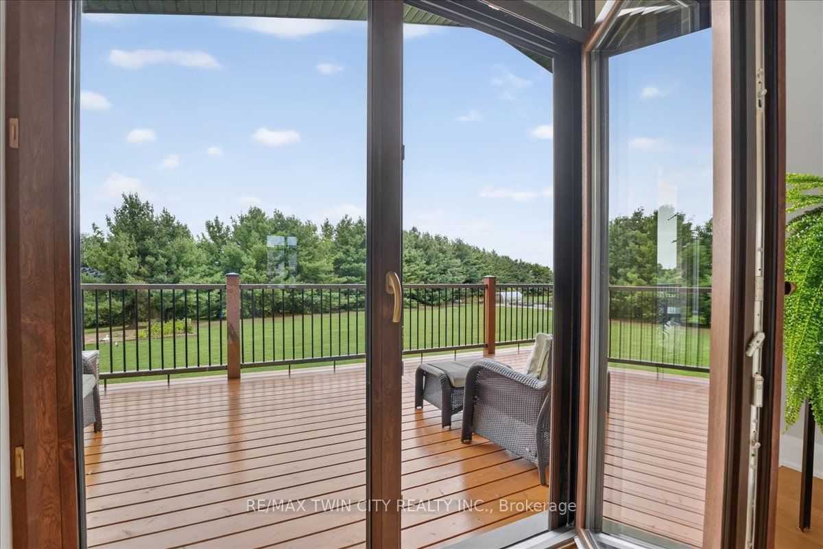 670 Bishopsgate Road 8 Property Photo 35
