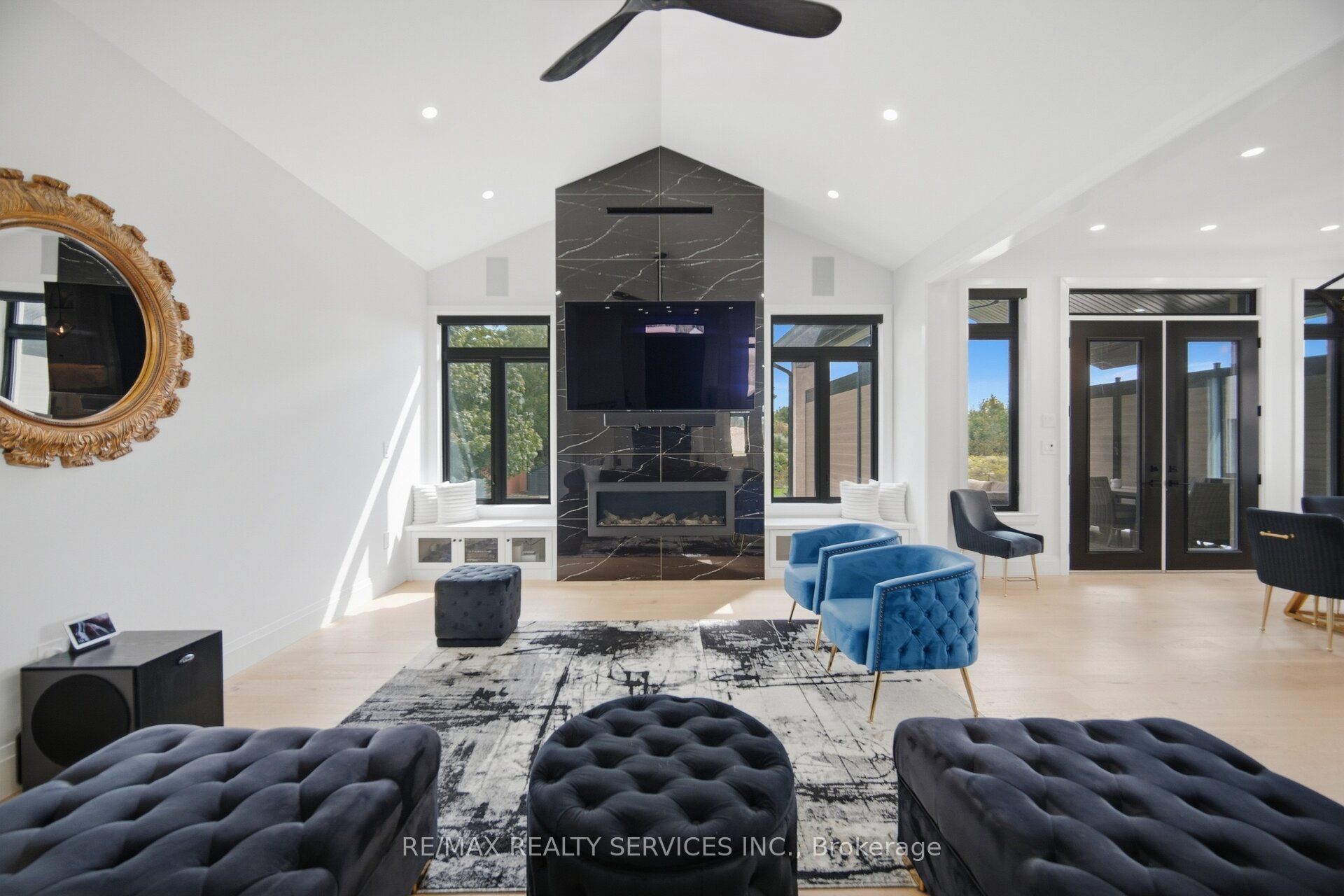 56 Augustus Street Property Photo 15