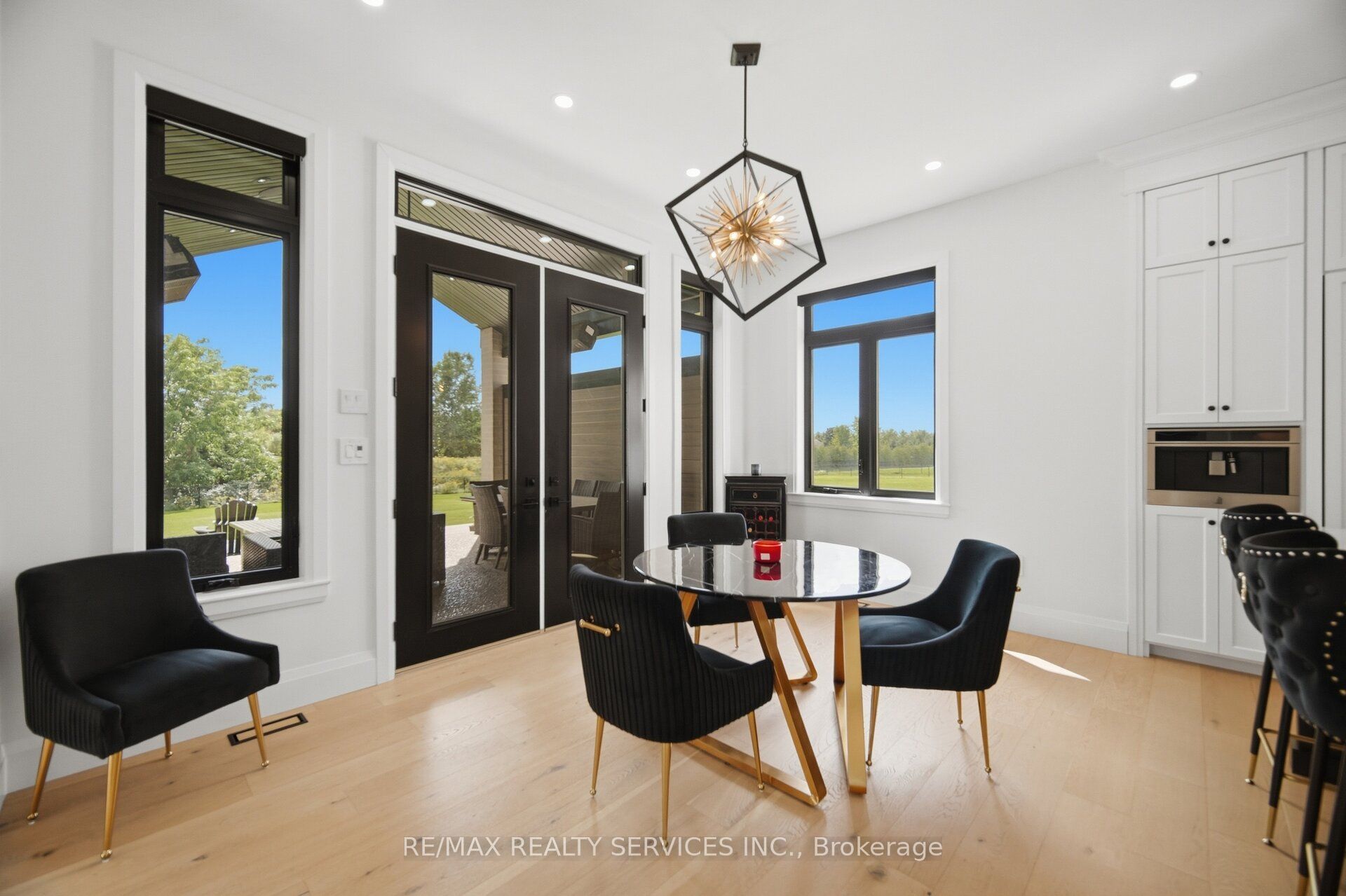 56 Augustus Street Property Photo 19