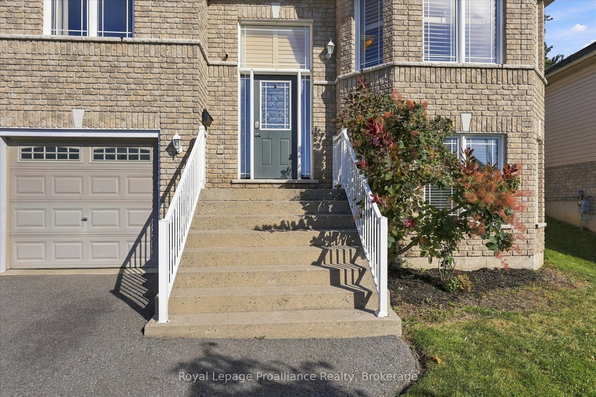 82 Parcells Crescent Property Photo 3