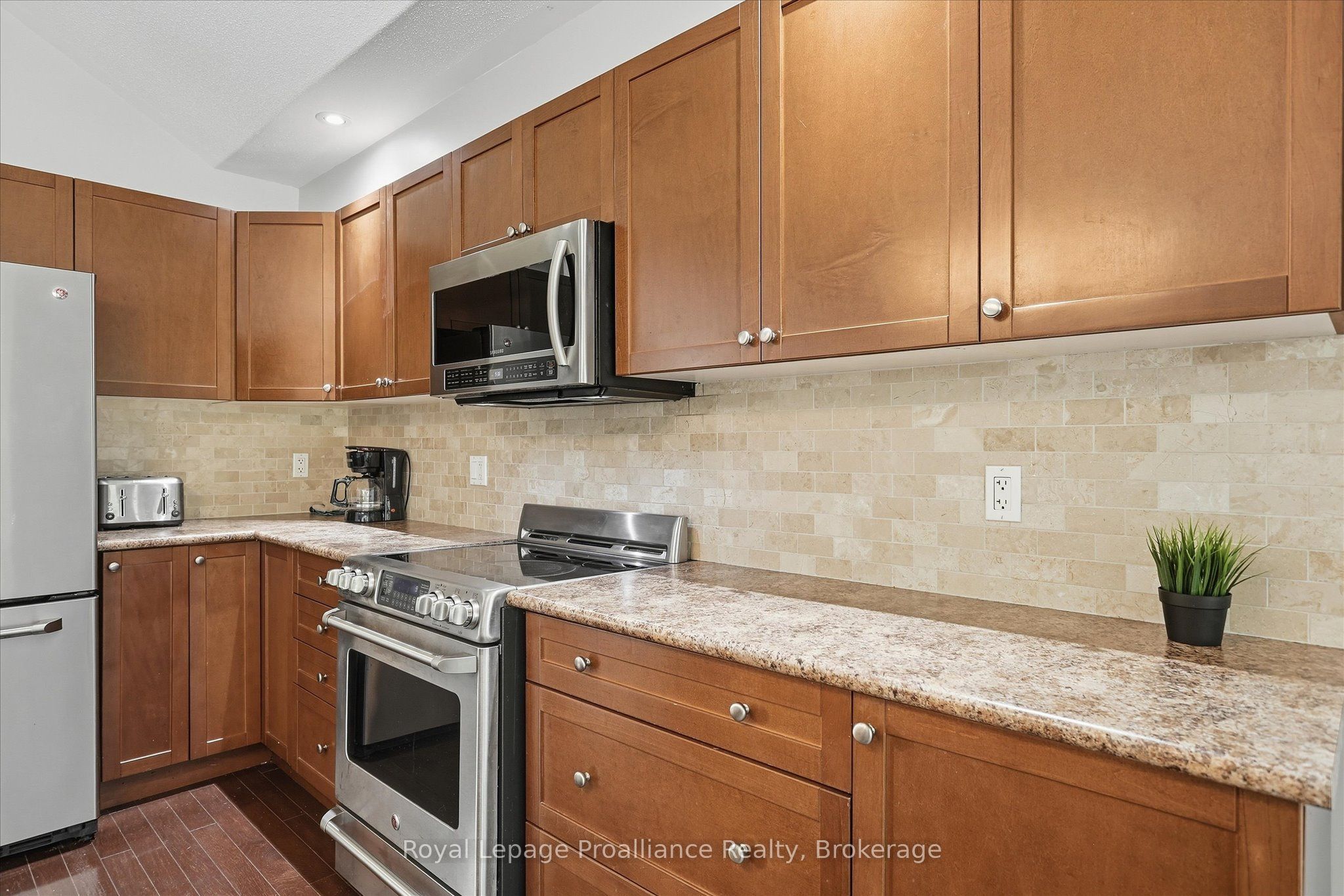82 Parcells Crescent Property Photo 14