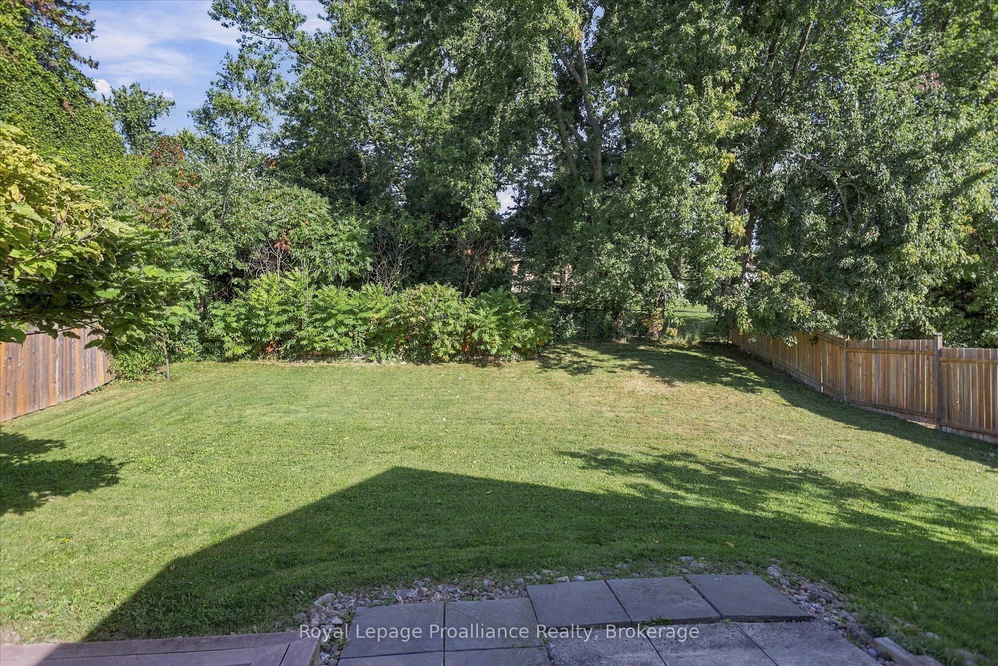 82 Parcells Crescent Property Photo 48