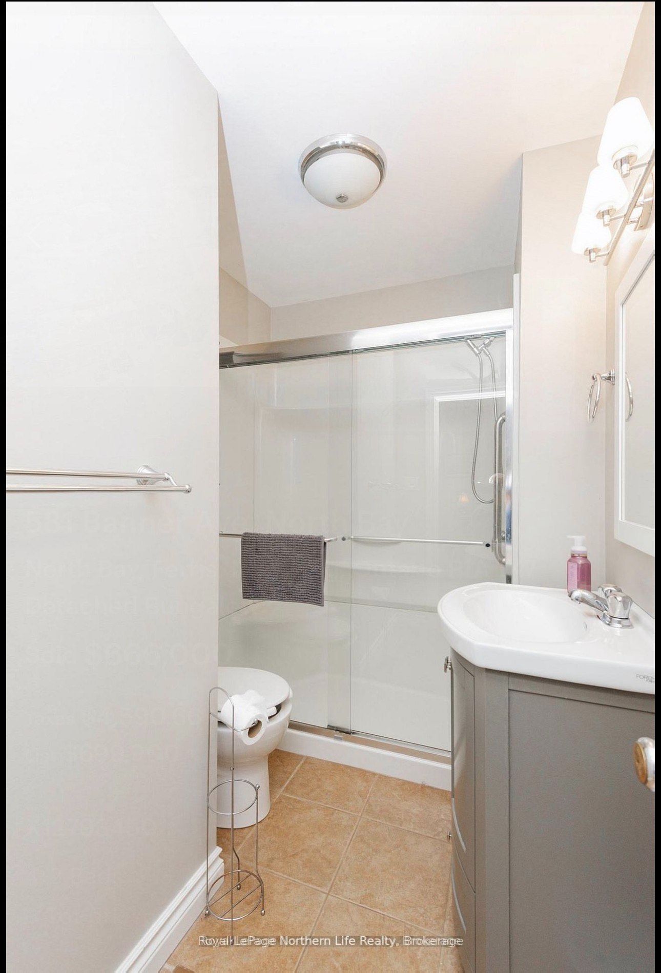 581a Banner Avenue Property Photo 8