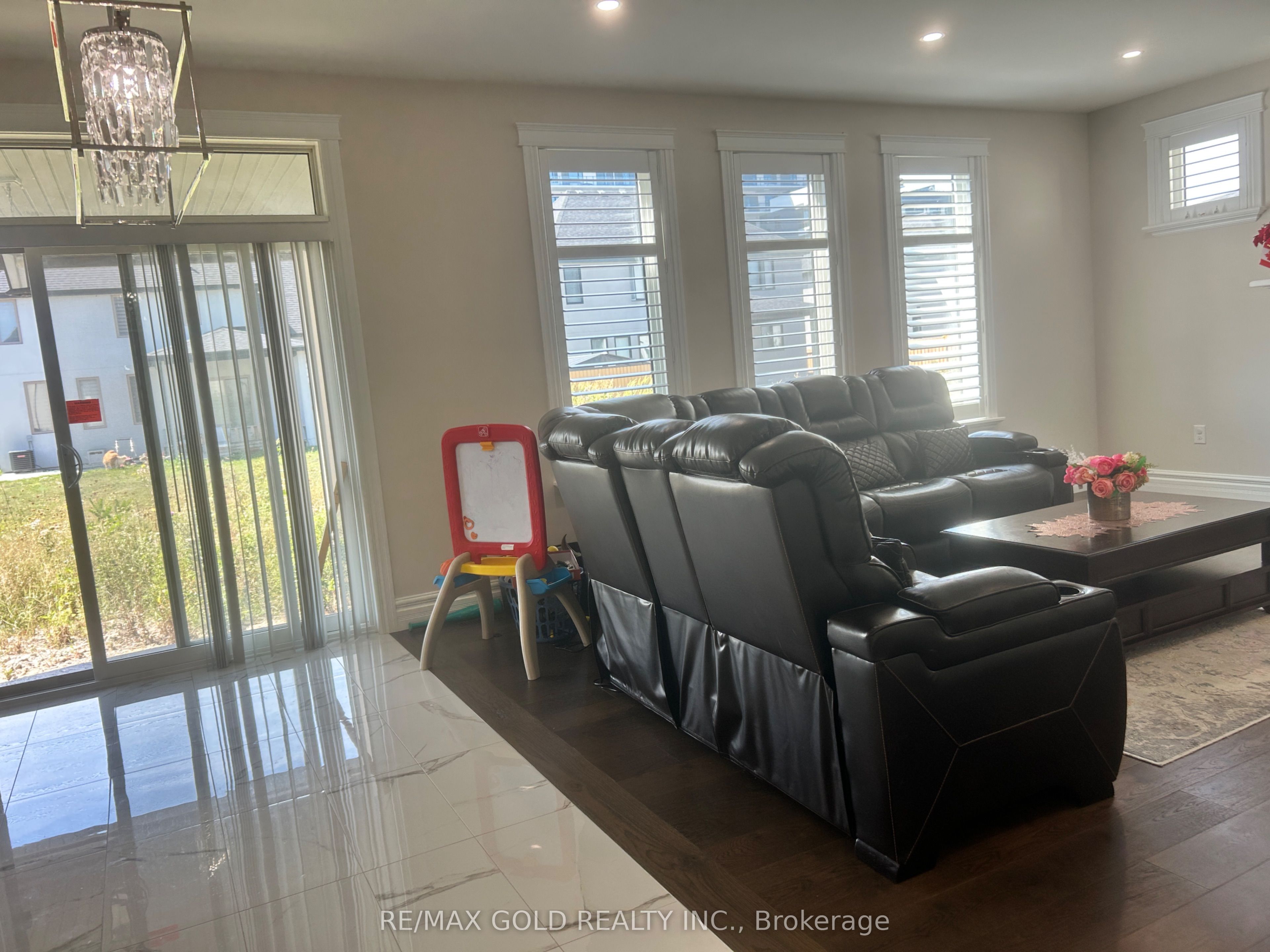 1643 Virtue Lane Property Photo 8