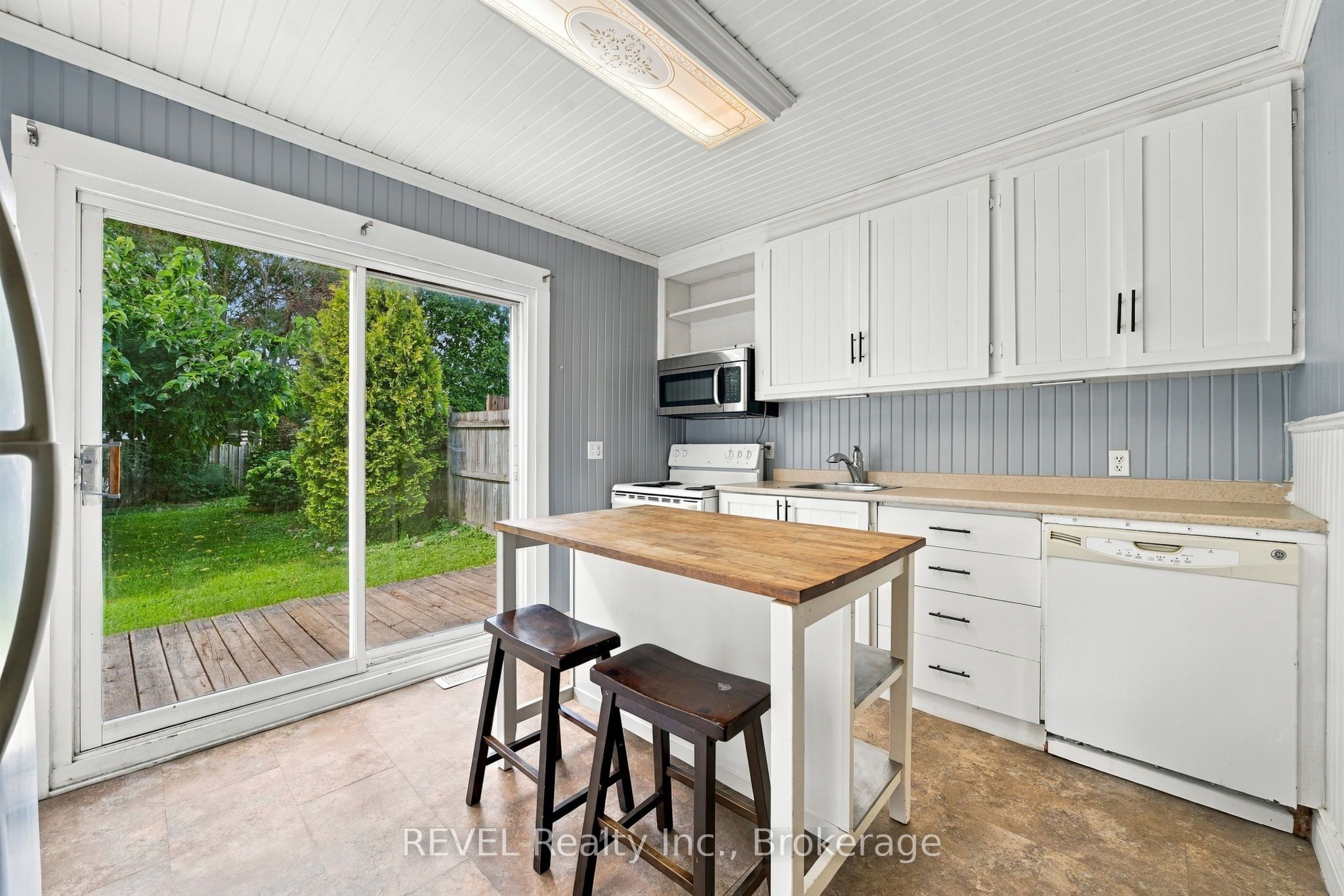 61 Patricia Street Property Photo 17