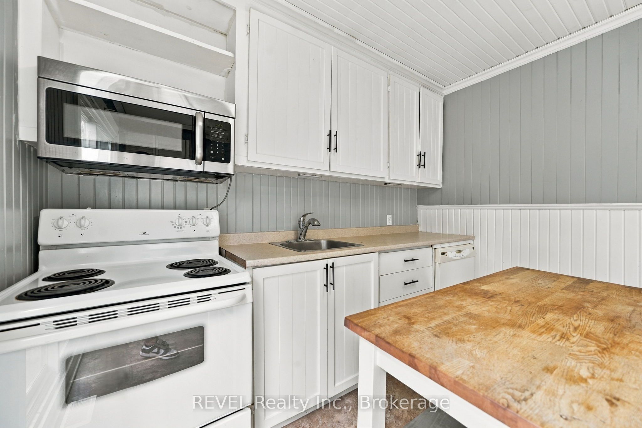 61 Patricia Street Property Photo 19