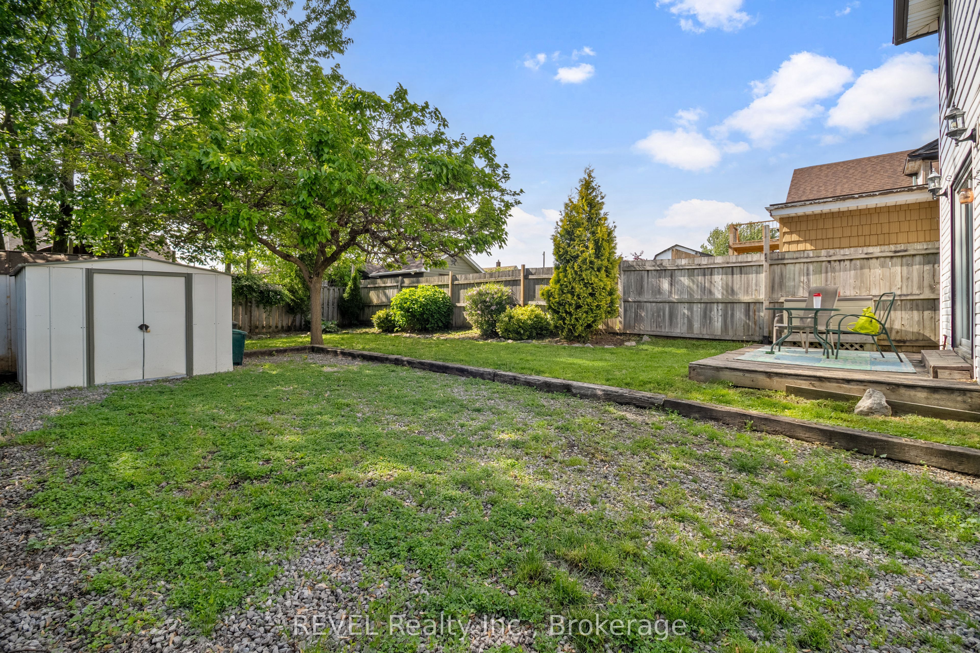 61 Patricia Street Property Photo 32
