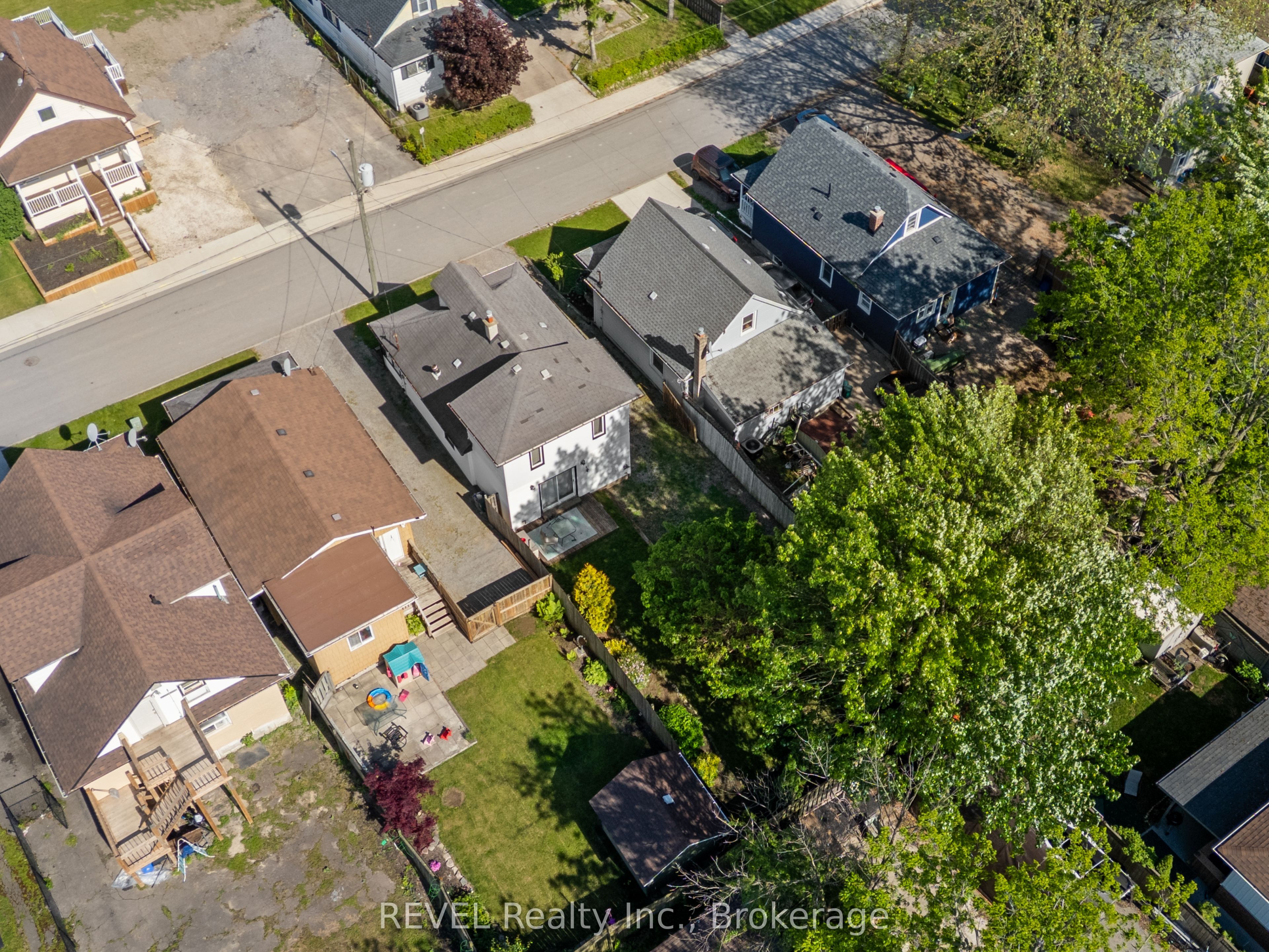 61 Patricia Street Property Photo 35