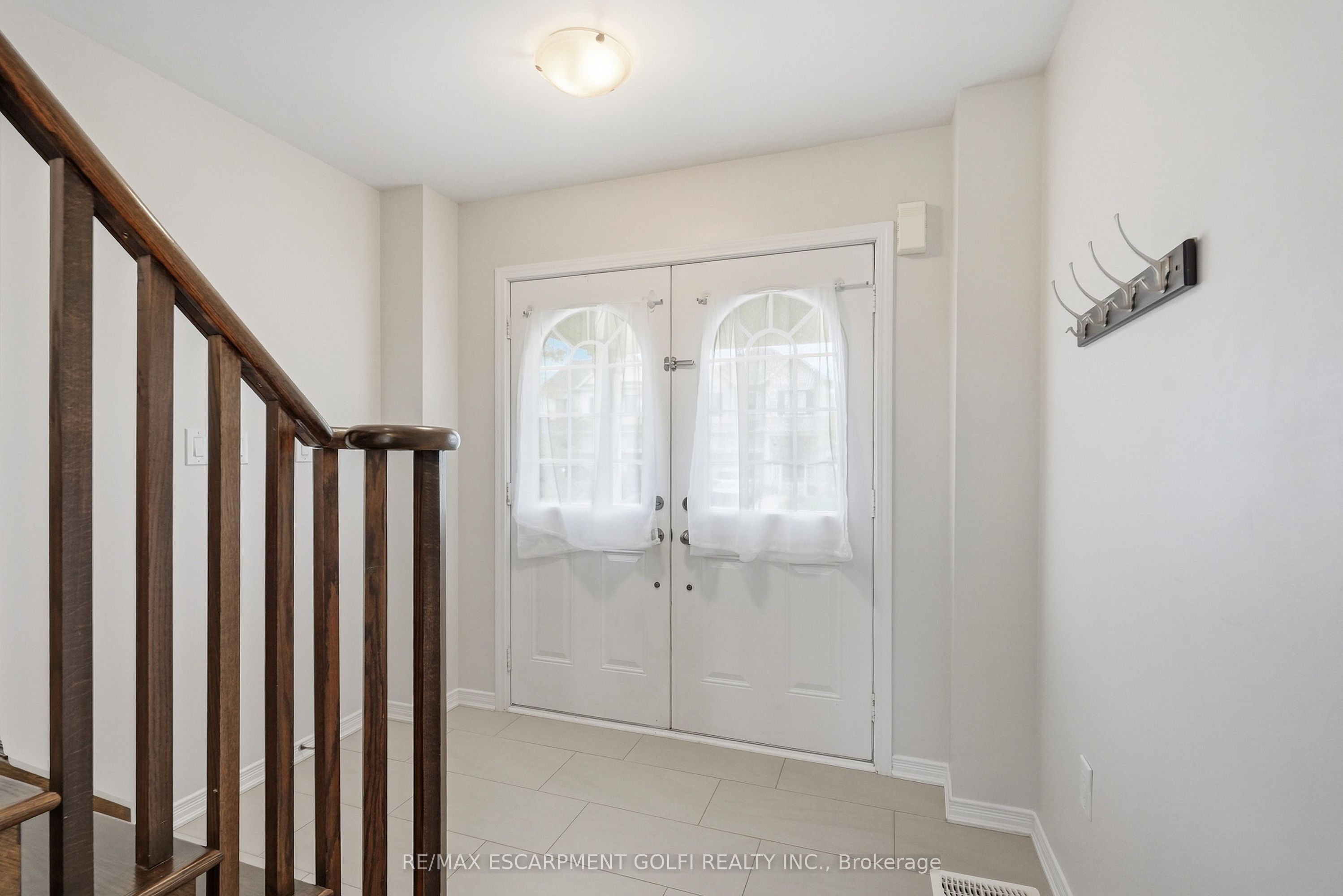 23 Patterson Drive Property Photo 5