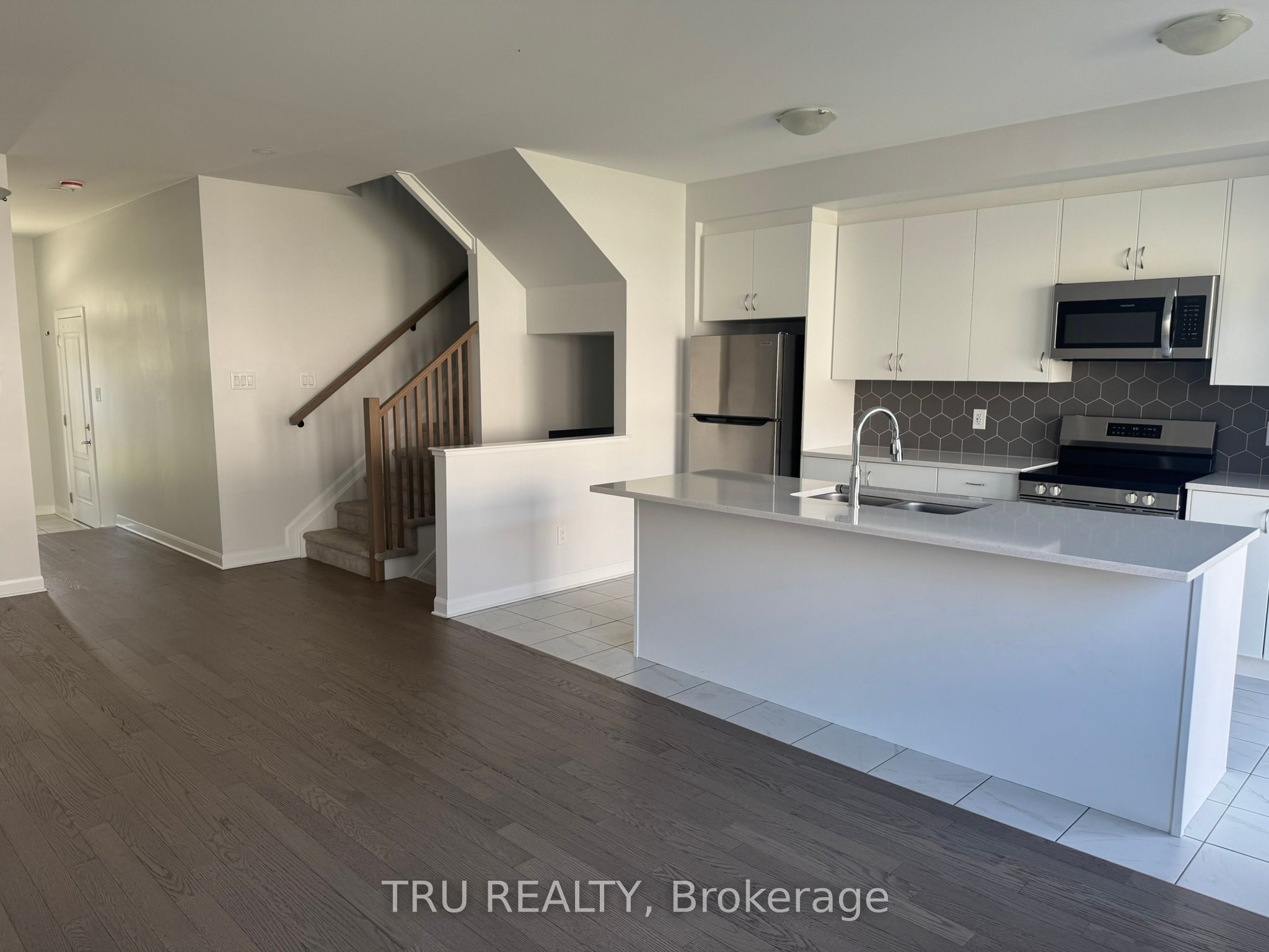 76 Osler Street Property Photo 9