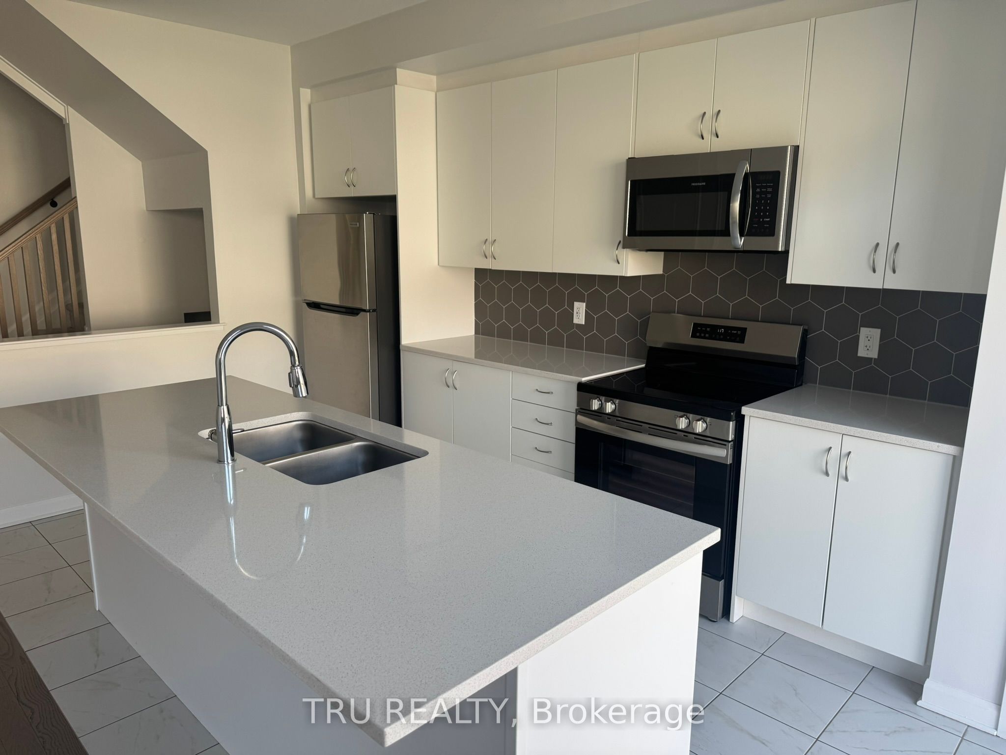 76 Osler Street Property Photo 12