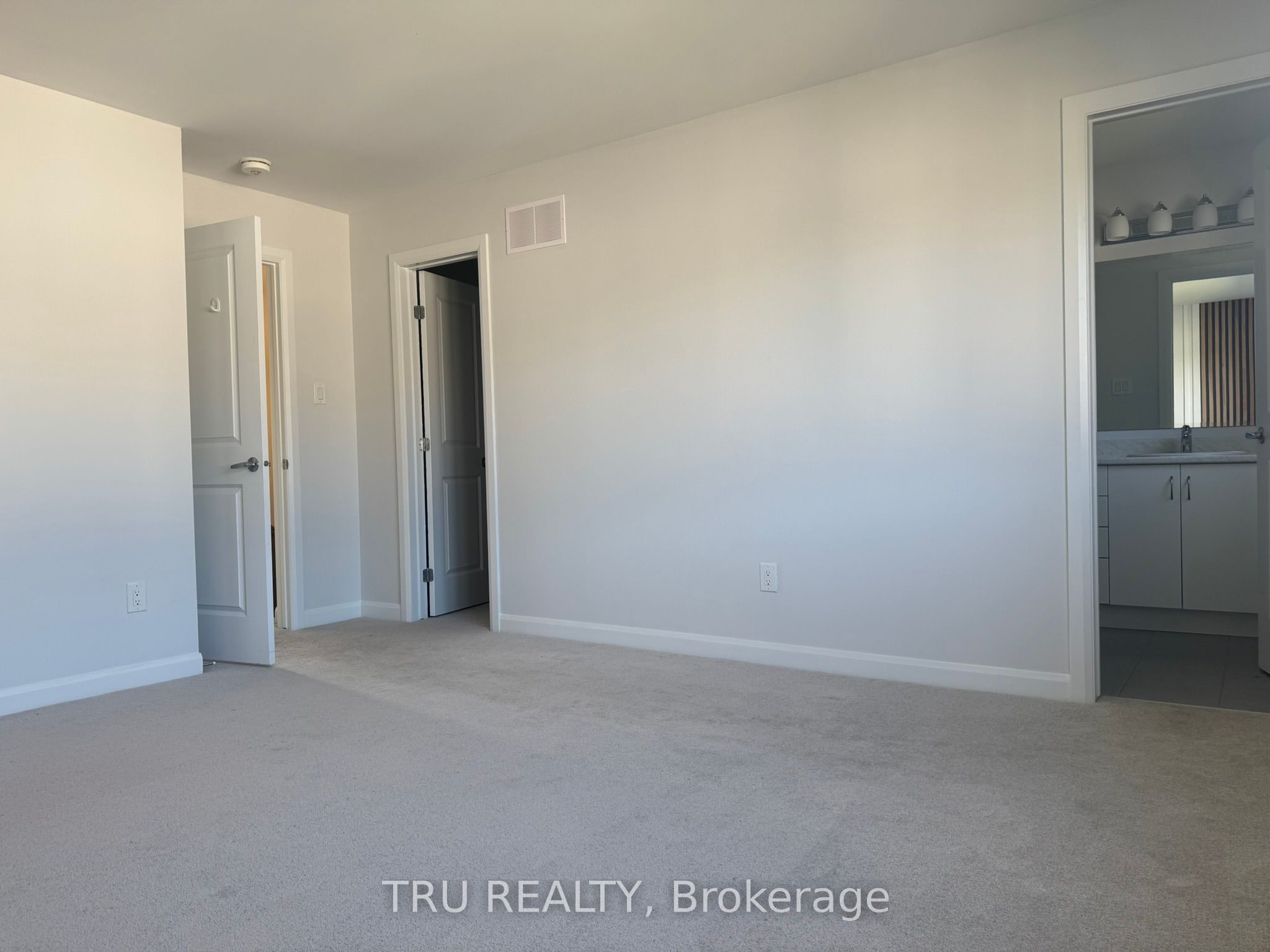 76 Osler Street Property Photo 18
