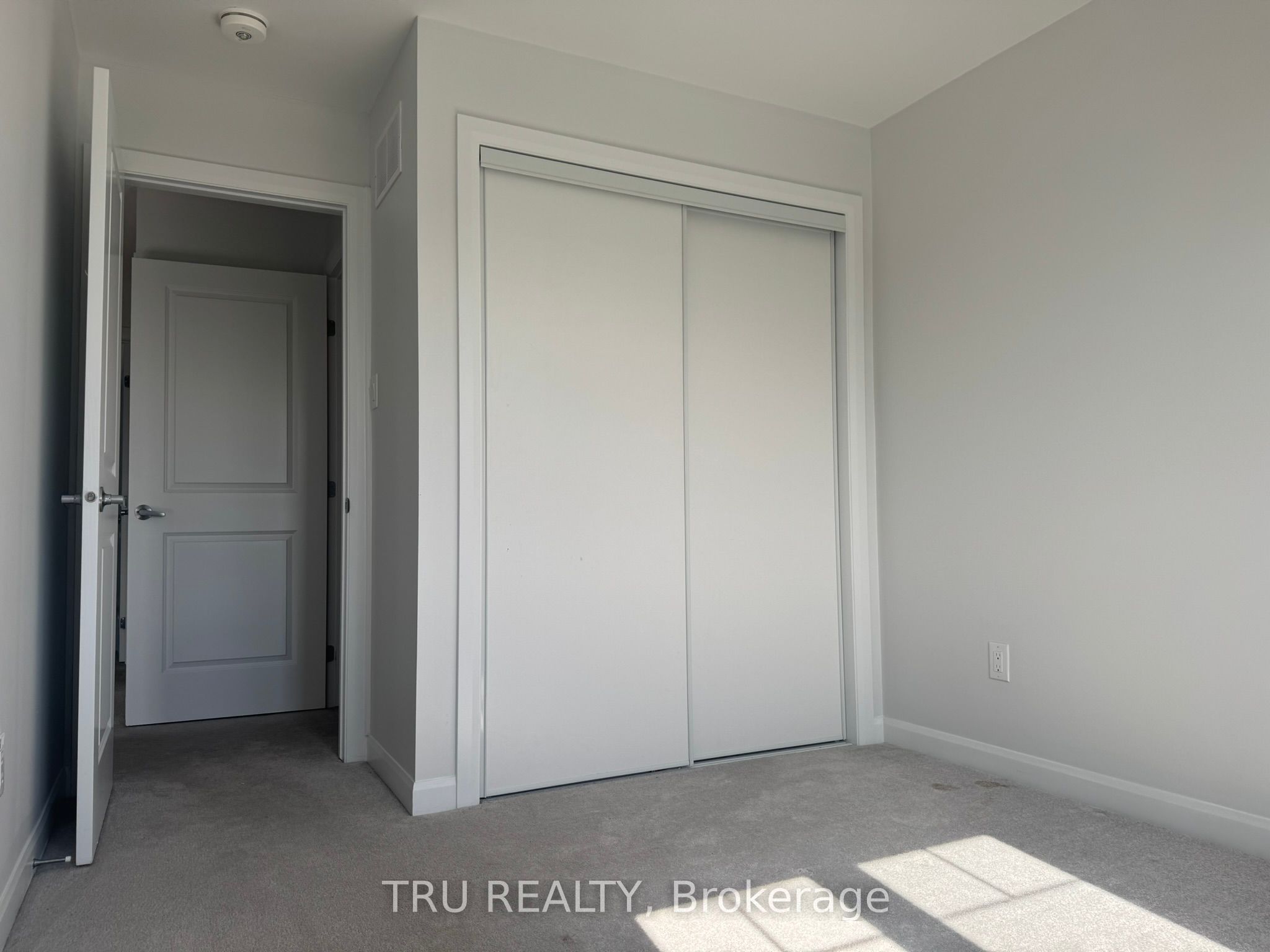 76 Osler Street Property Photo 24