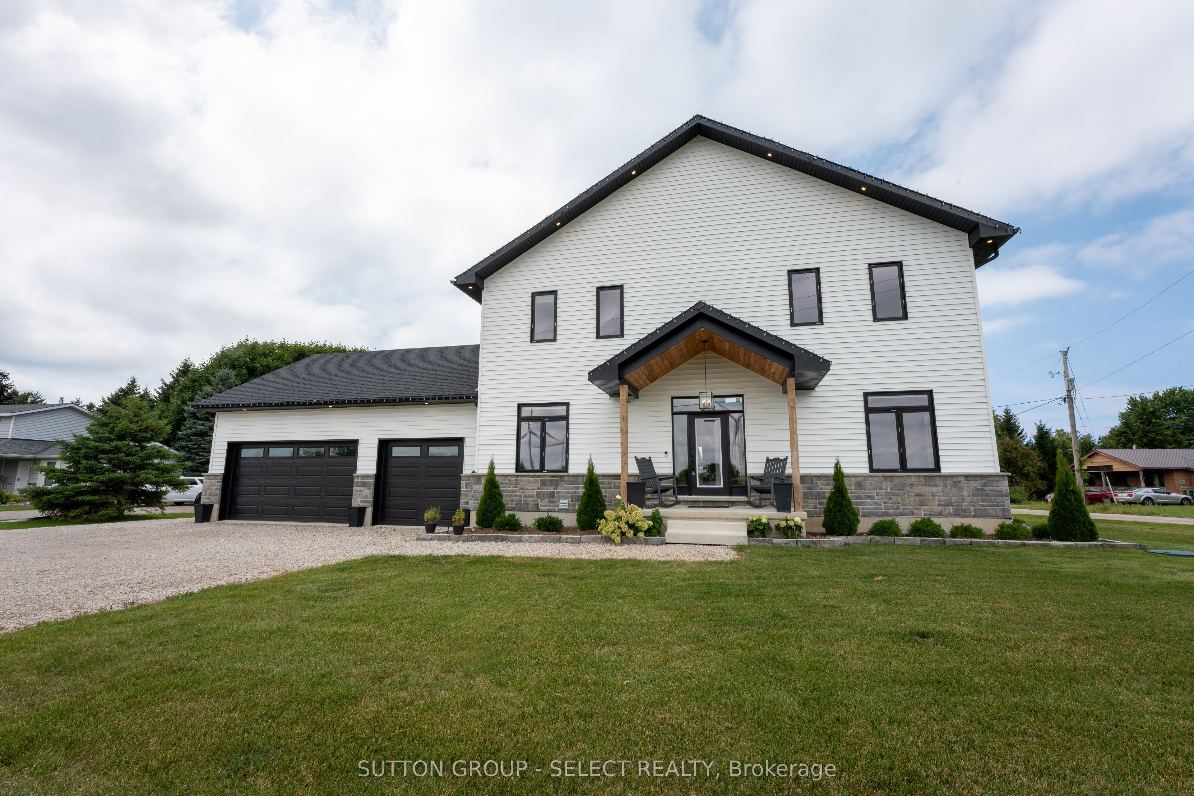 33977 Kildeer Drive Property Photo 1