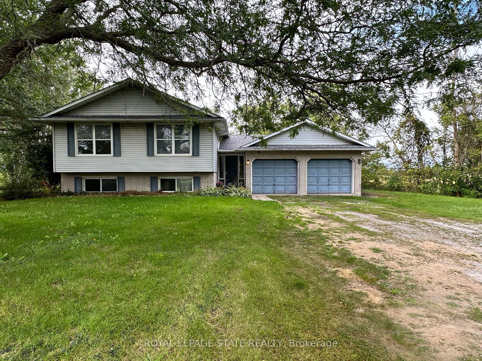 1919 Highway 3 E Property Photo 1