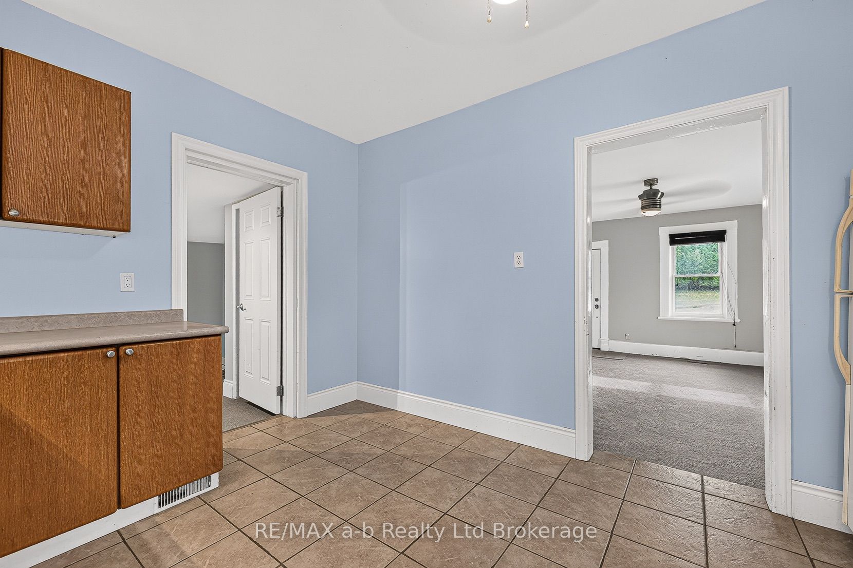 250 Frederick Street Property Photo 12