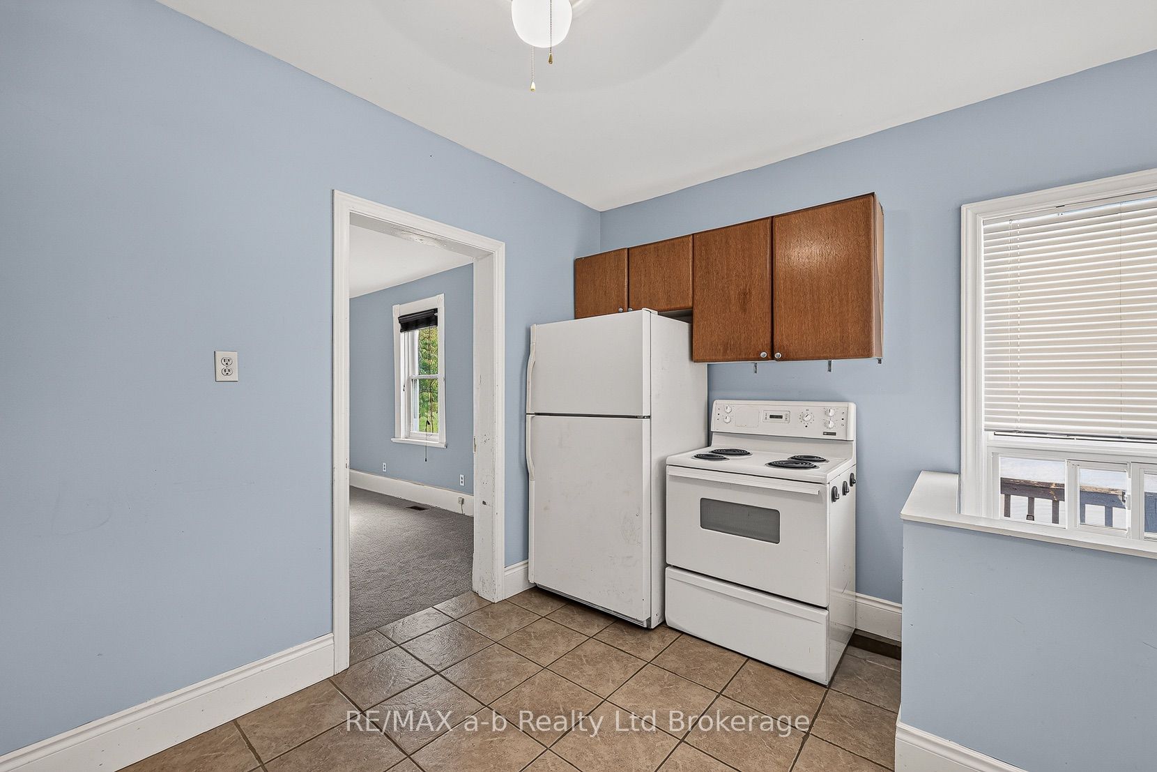 250 Frederick Street Property Photo 16
