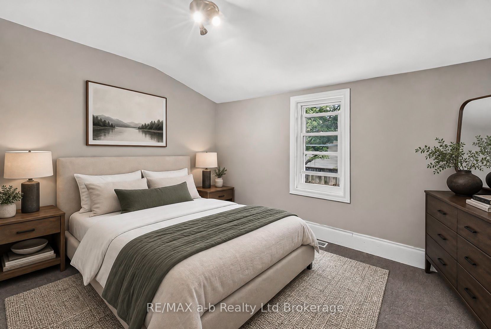 250 Frederick Street Property Photo 18