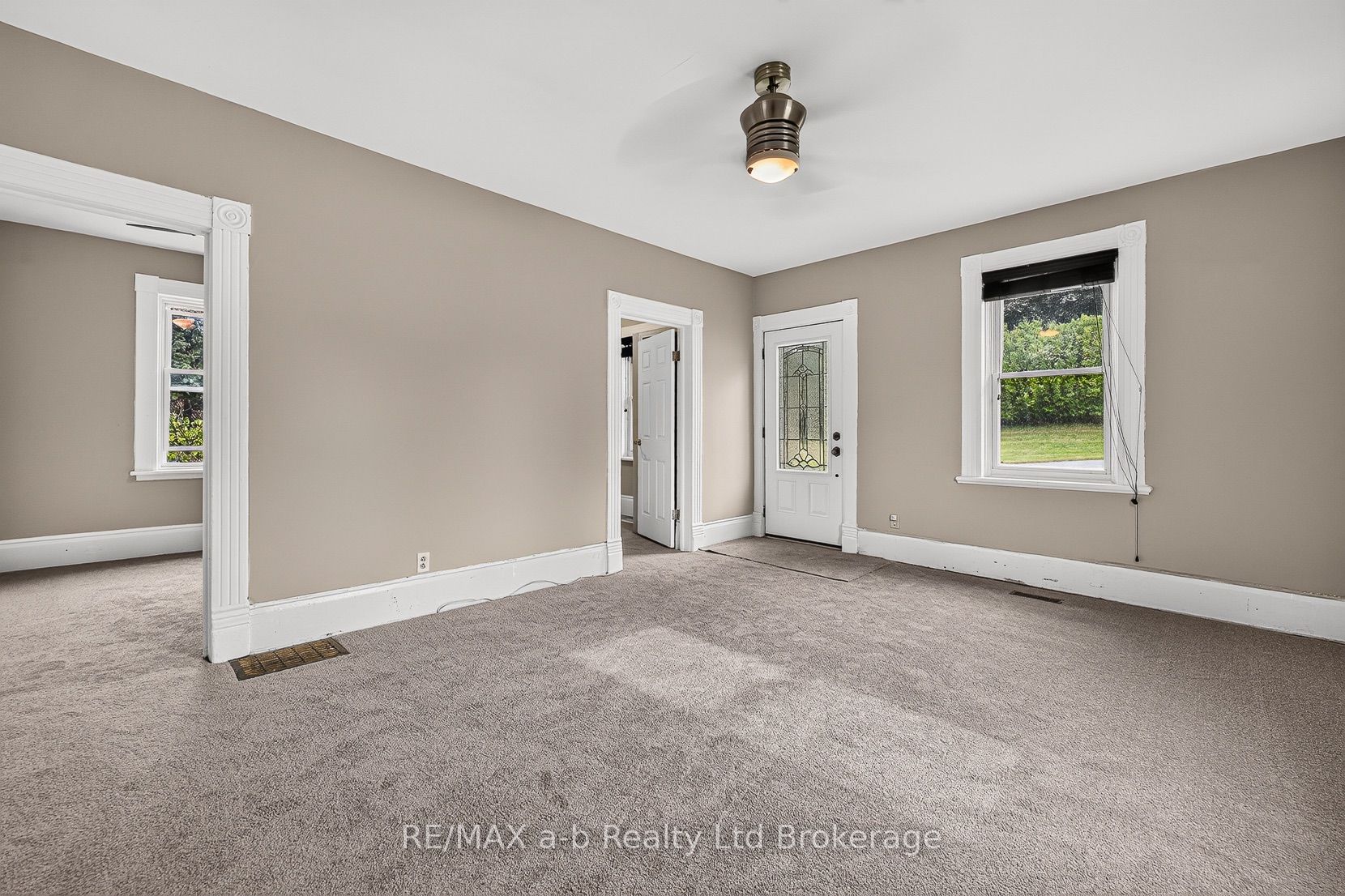 250 Frederick Street Property Photo 19