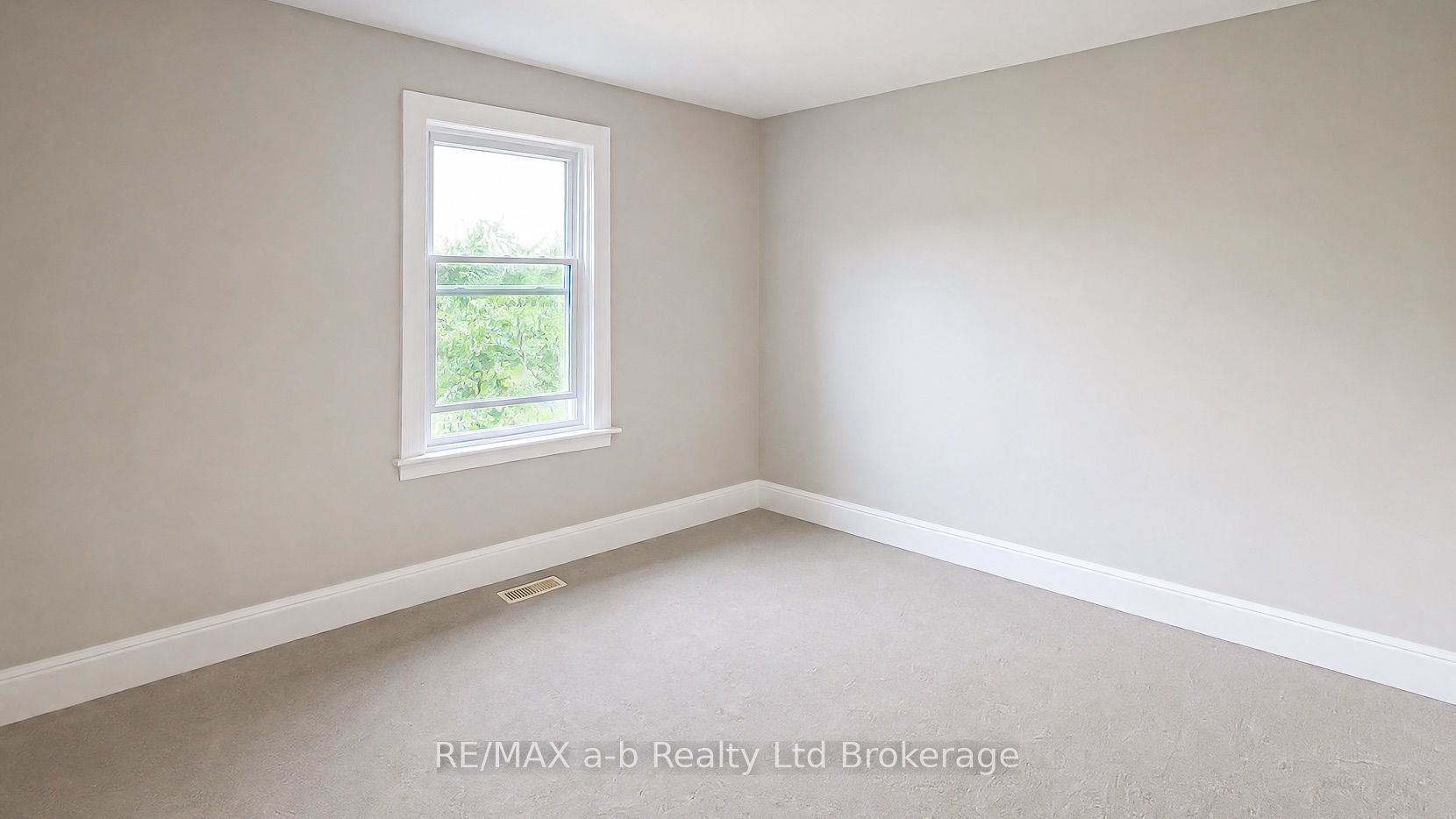 250 Frederick Street Property Photo 25